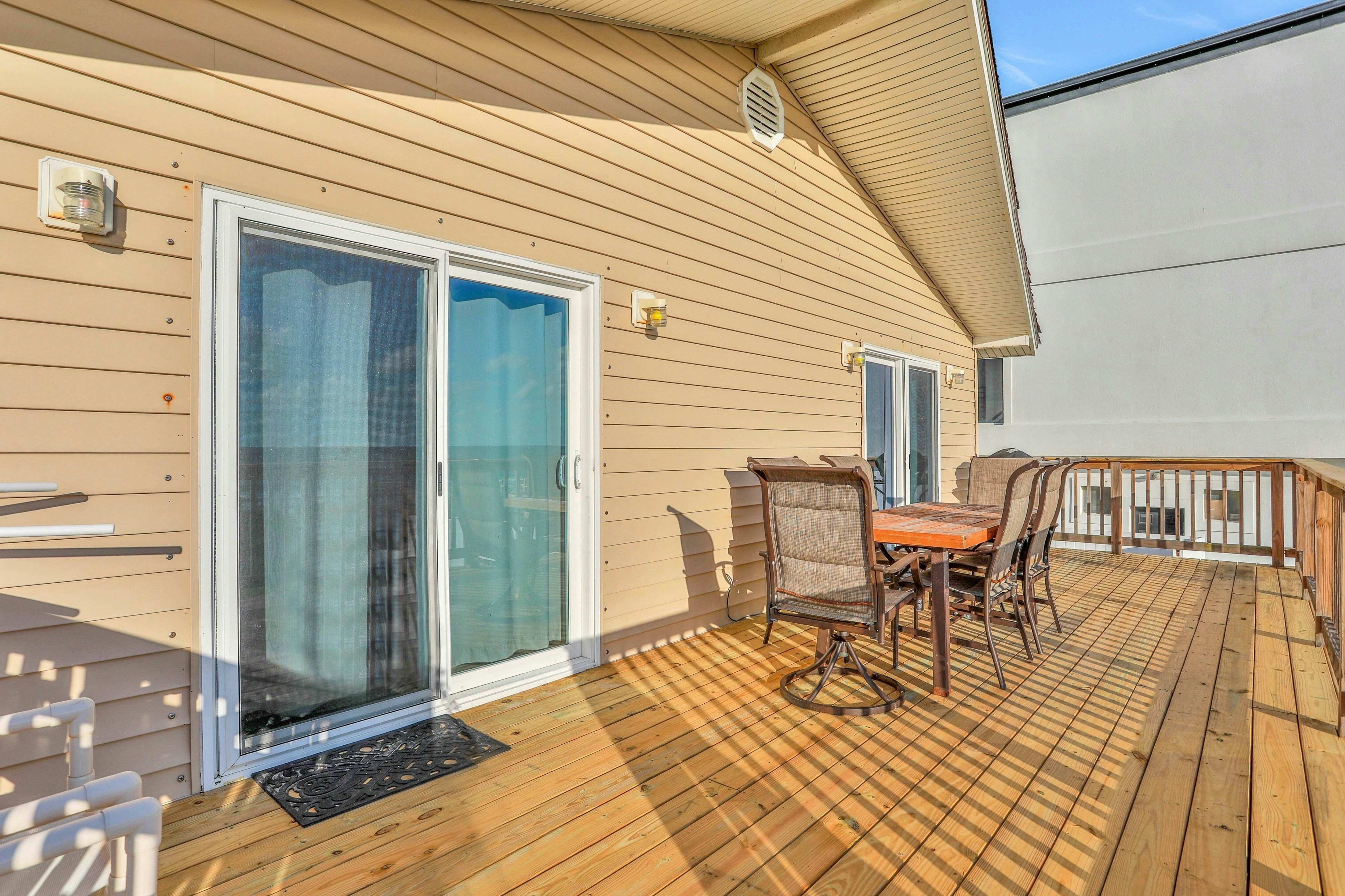 Vilano's Edge Full Home