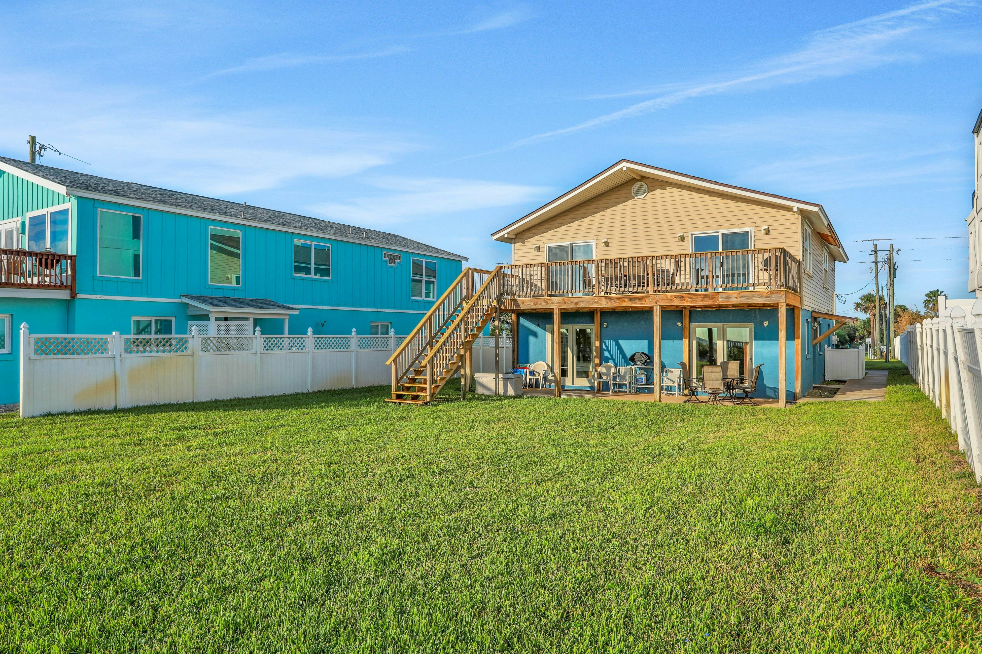 Vilano's Edge Full Home