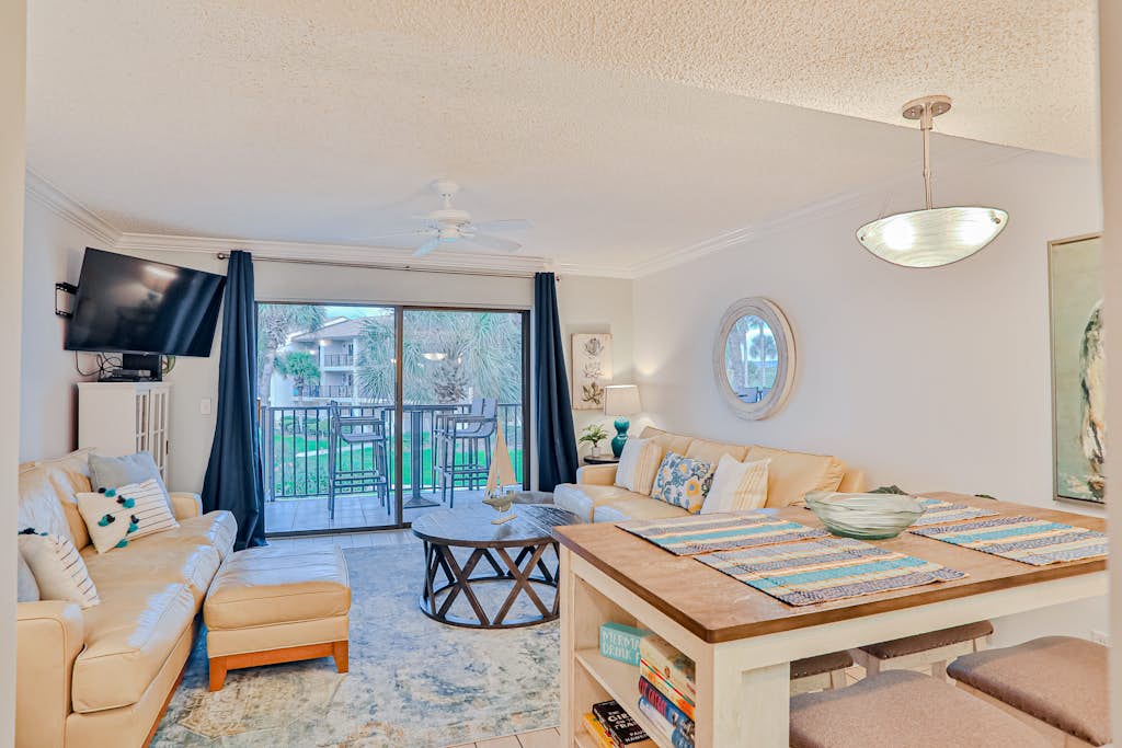 Modern oceanfront condo with two pools & private washer/dryer