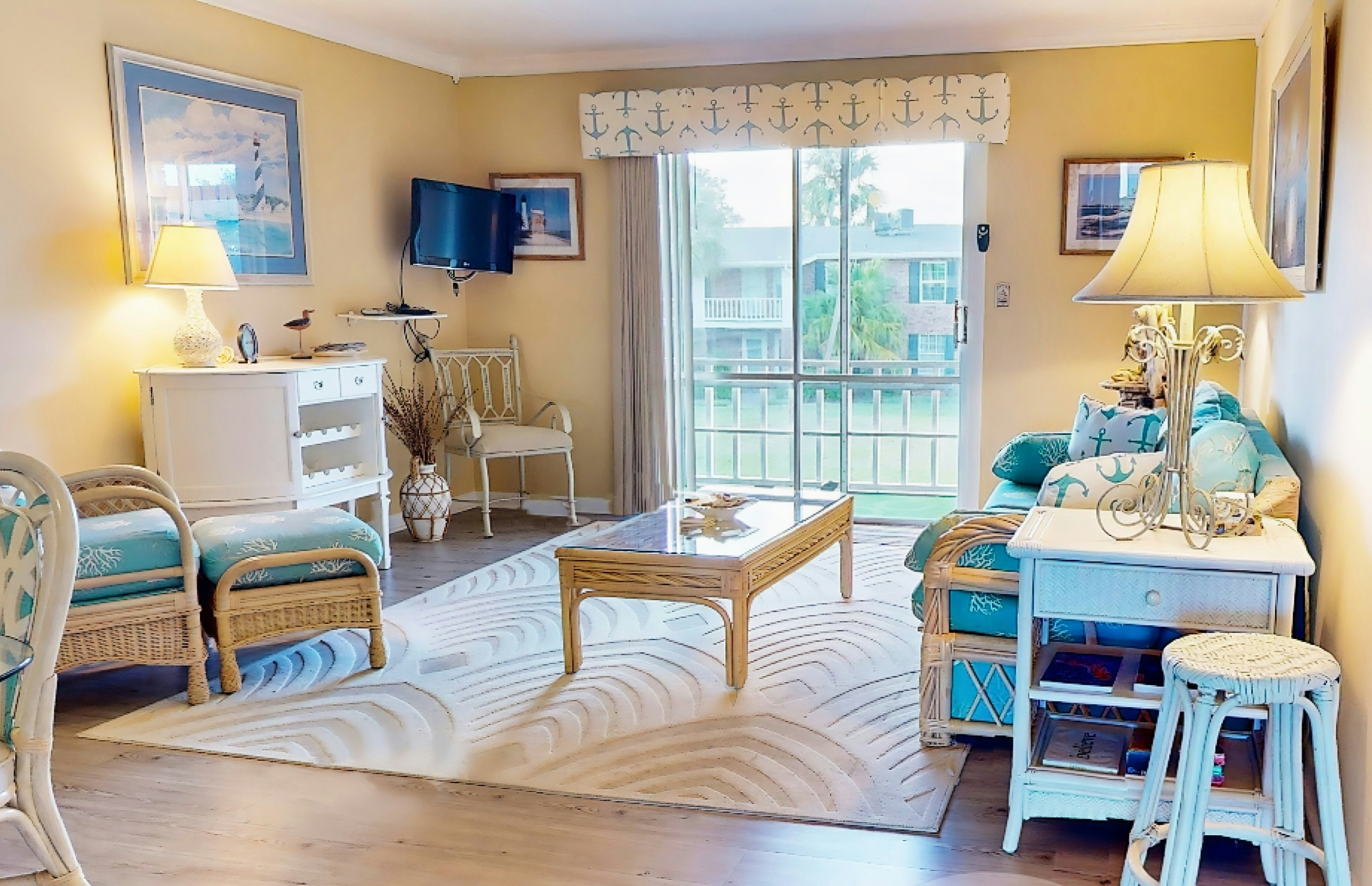 Catch Me at the Conch