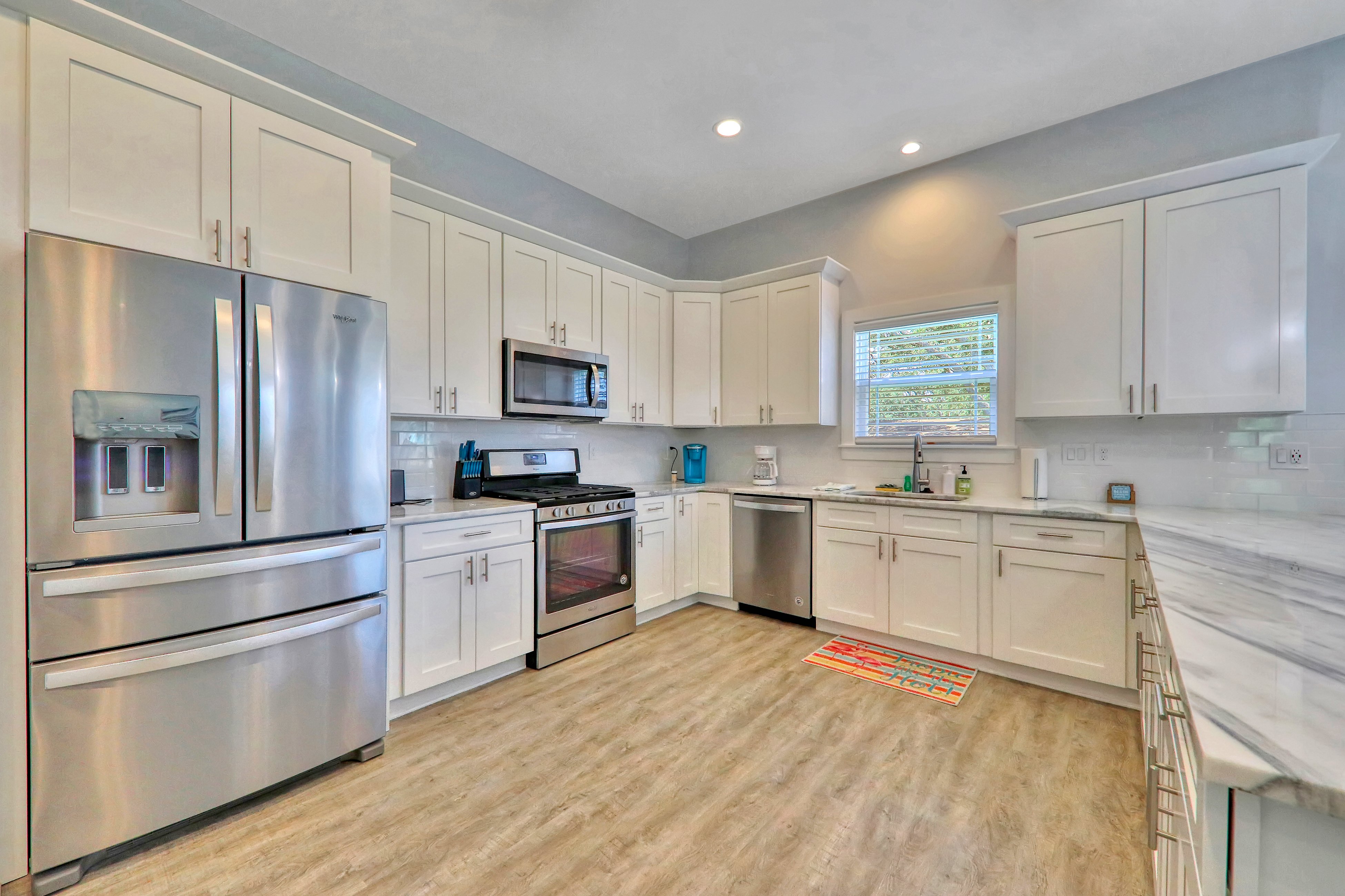 Spacious beach home - just a block from the ocean & the river