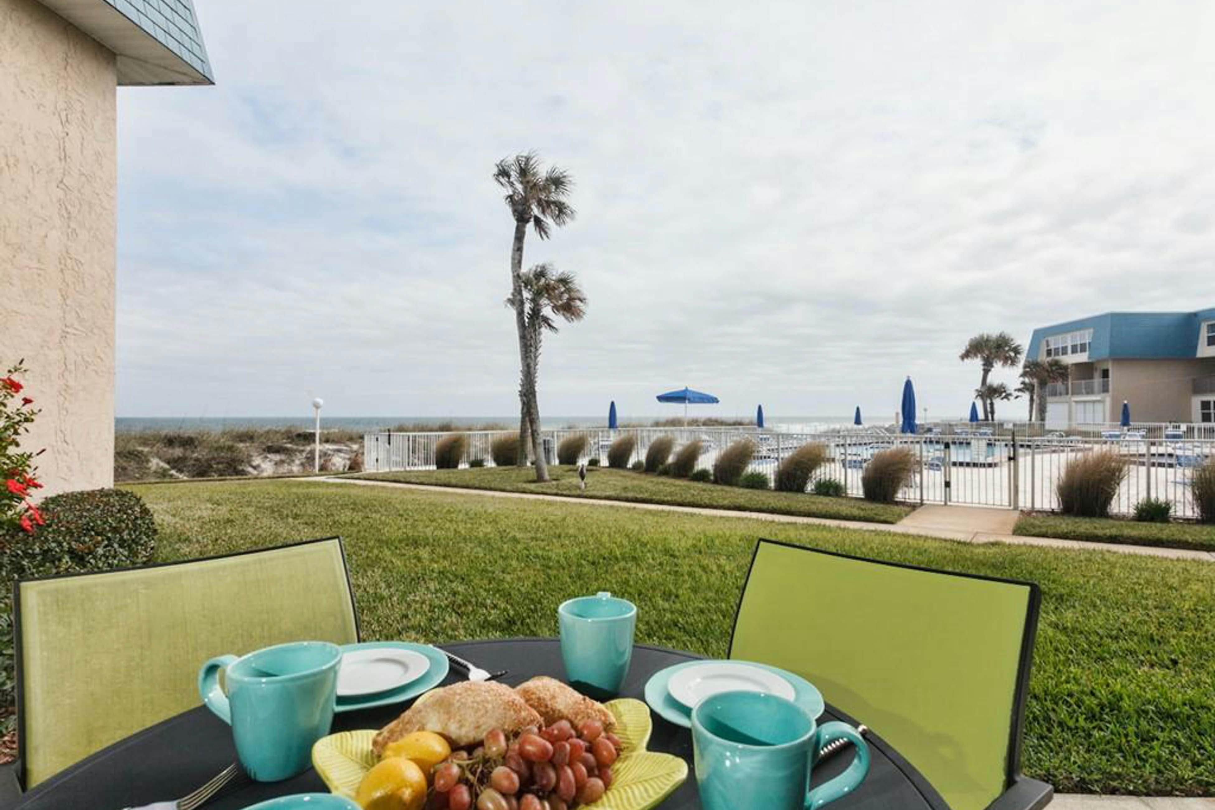 Crescent Sandpiper 116 Island Life