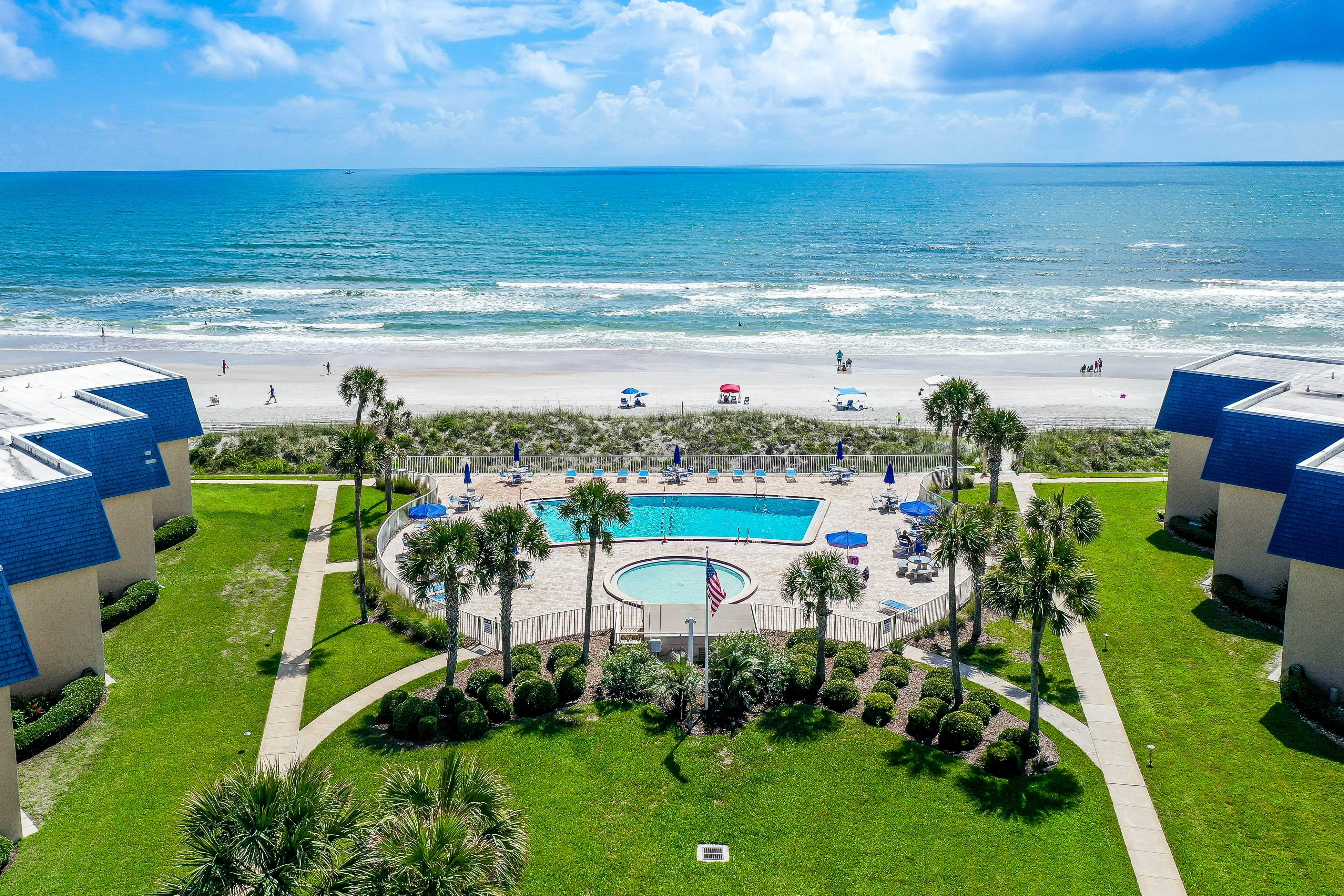 Crescent Sandpiper 116 Island Life