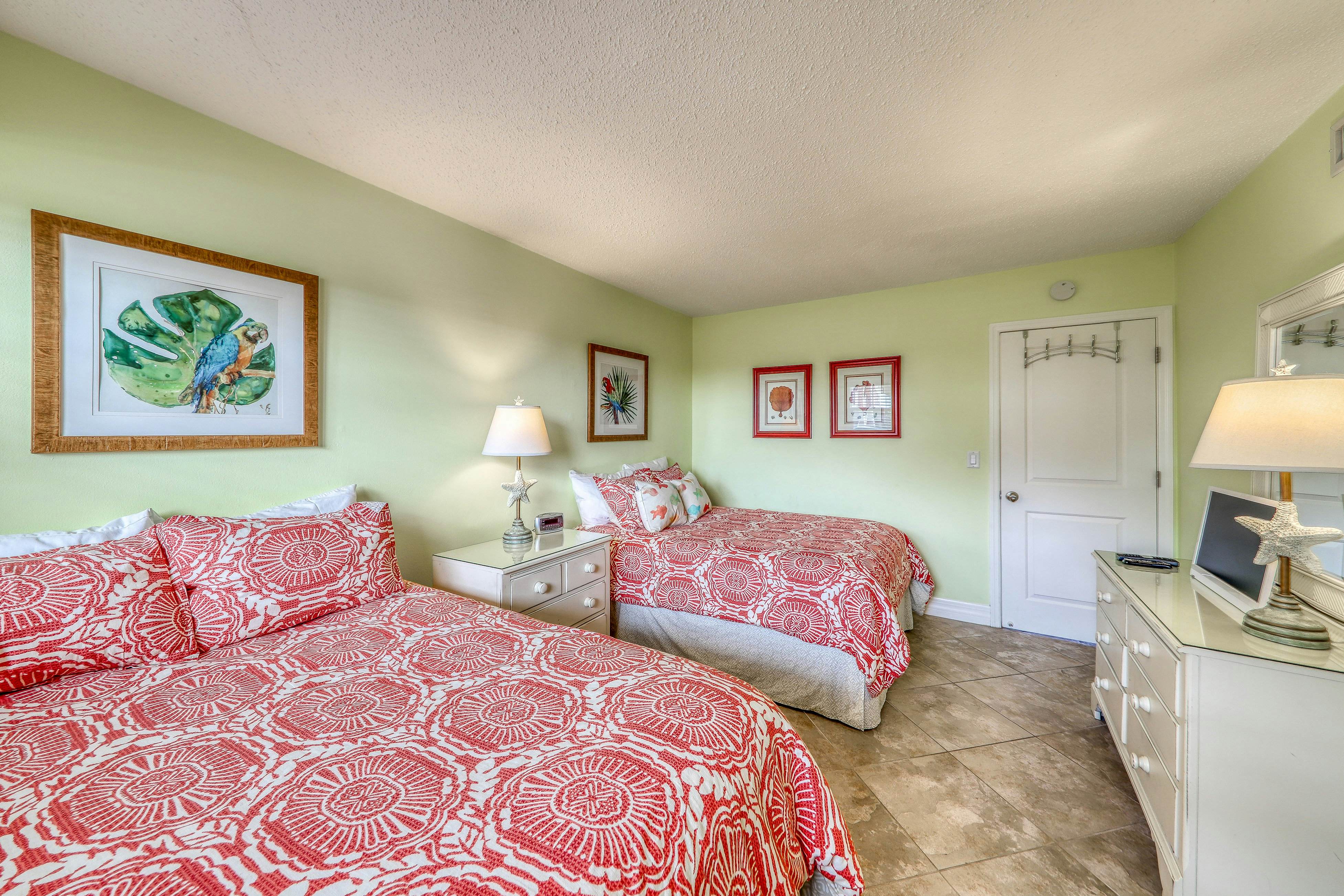 Crescent Sandpiper 116 Island Life