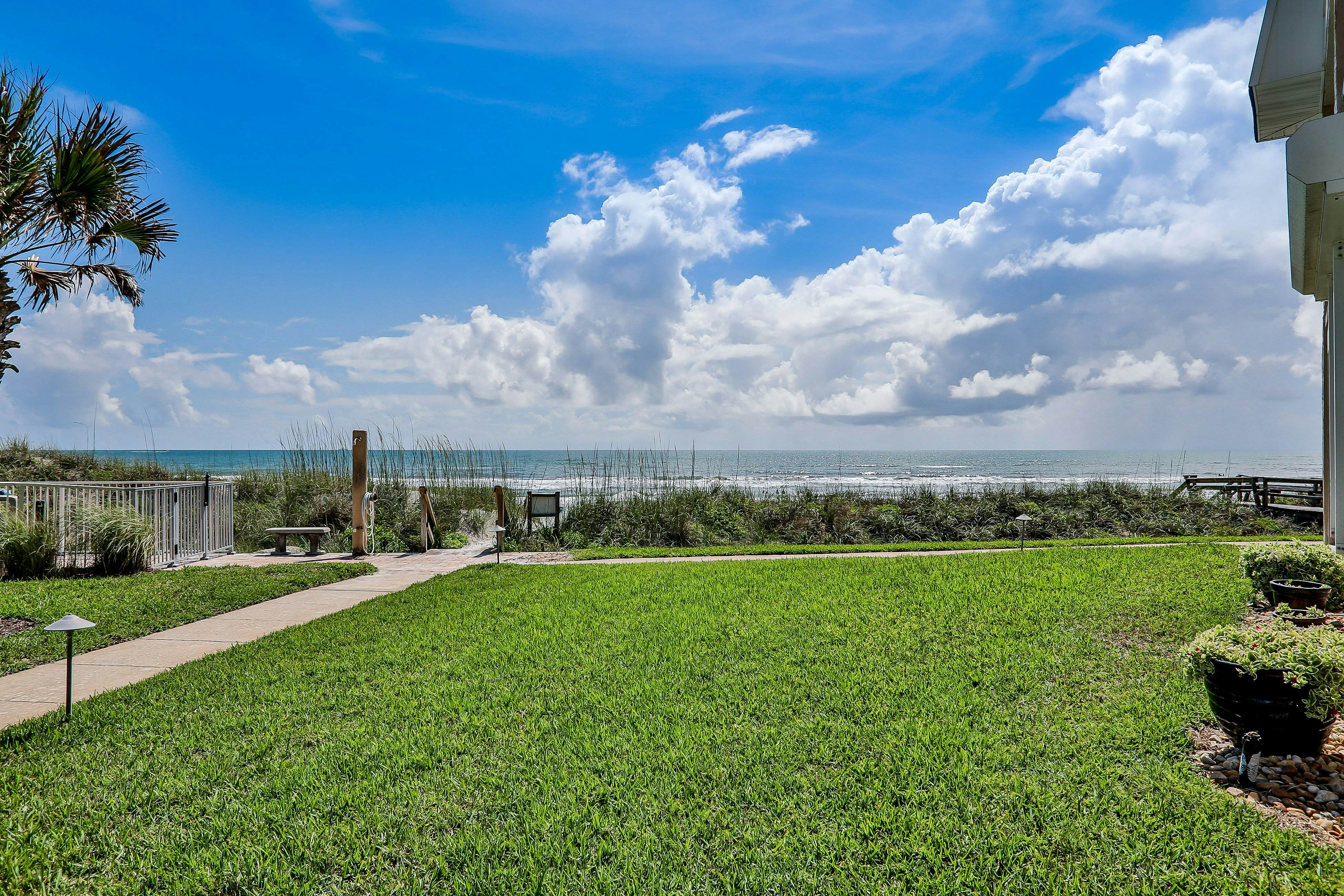 Crescent Sandpiper 116 Island Life