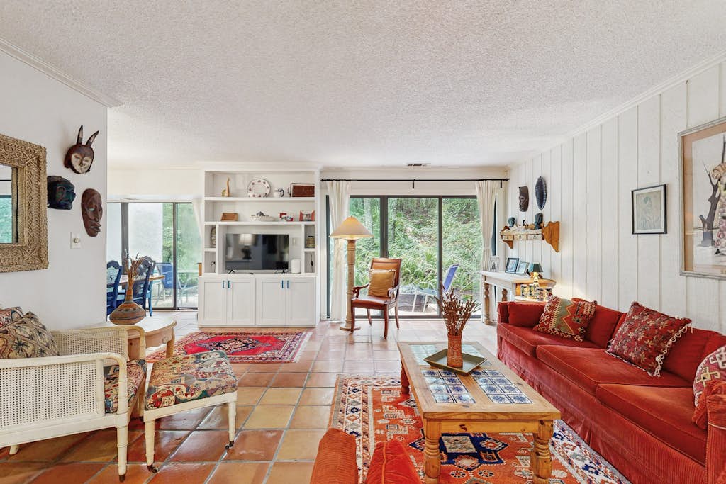 Spacious 3BR/3BA Dog-Friendly Condo with Pool - Fernandina Beach Access