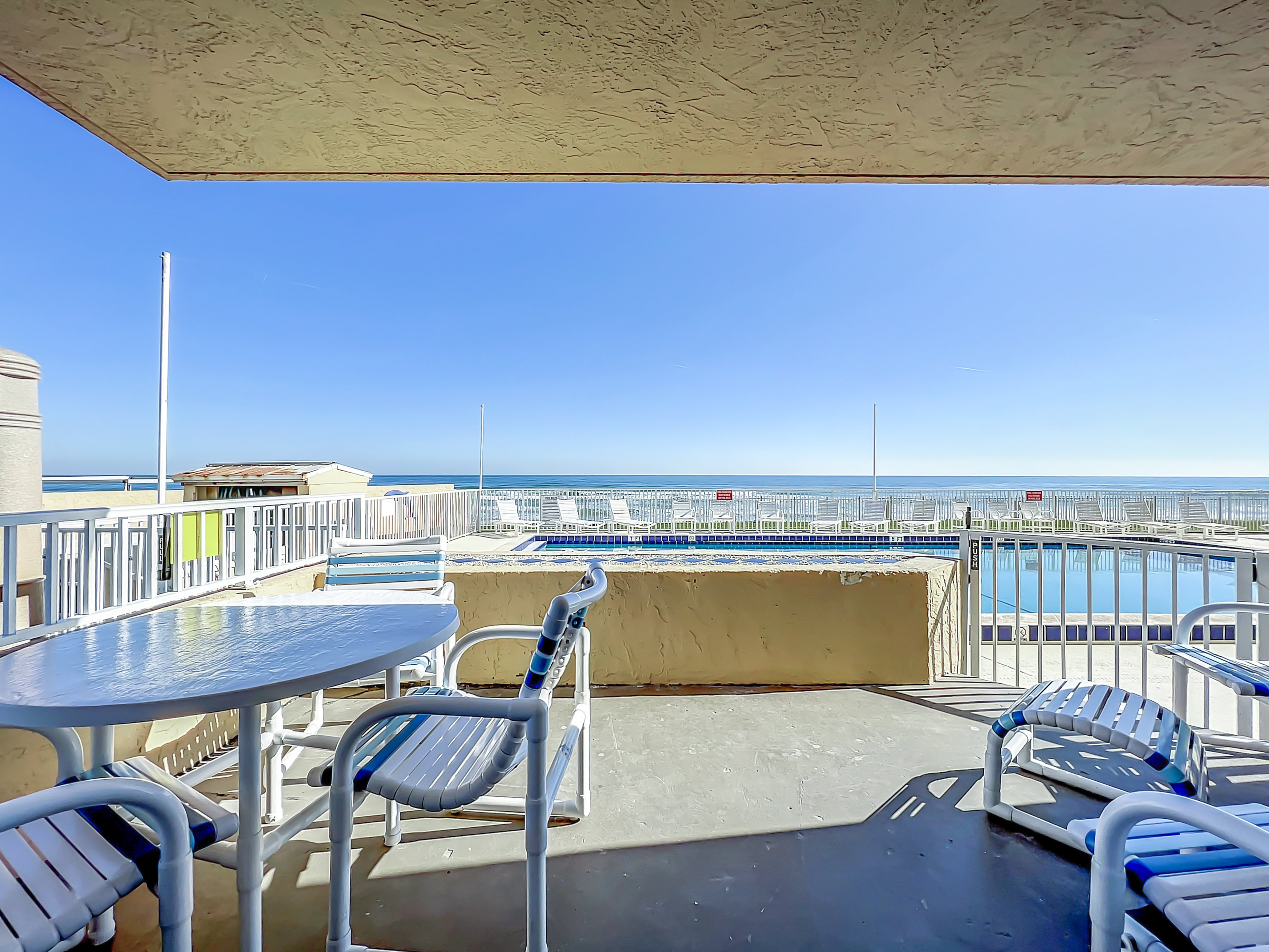 Oceania Beach Club 106