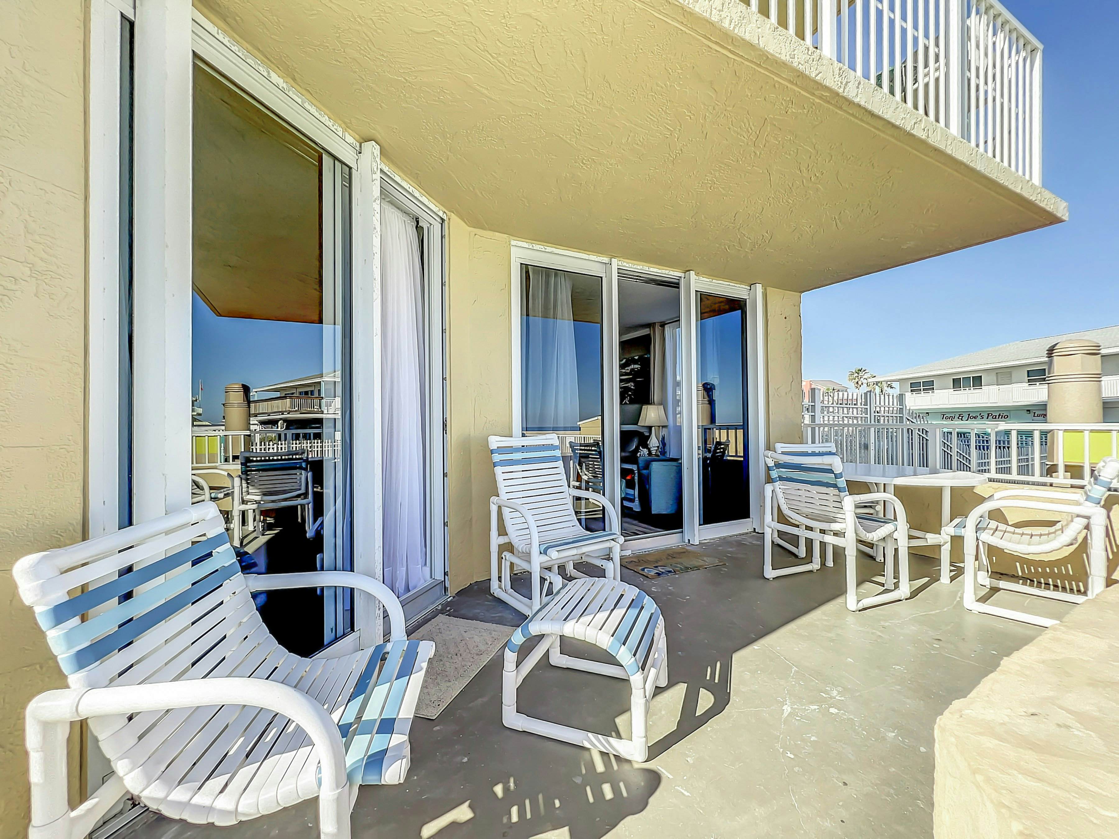 Oceania Beach Club 106