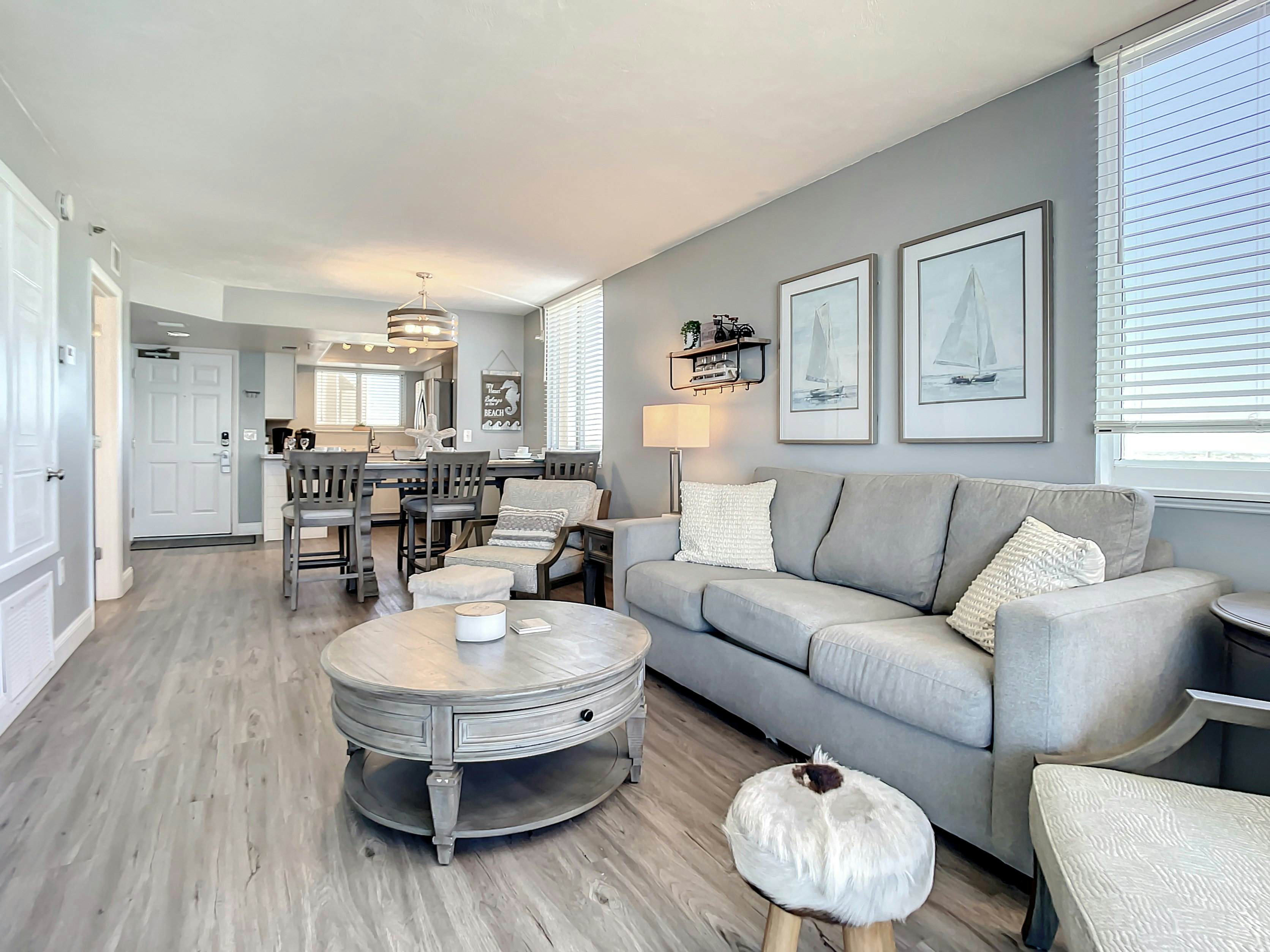 Oceania Beach Club 706