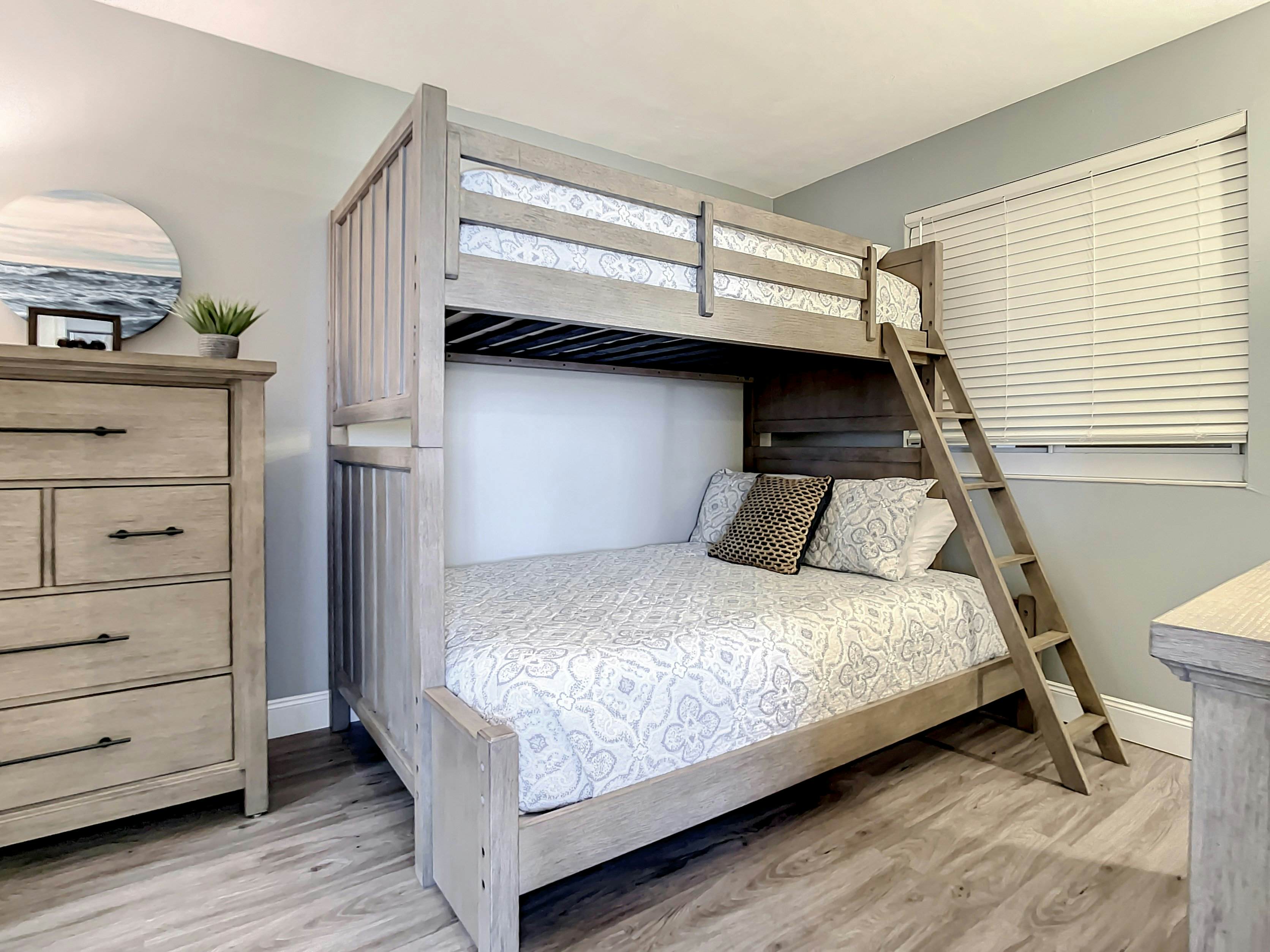 Oceania Beach Club 706