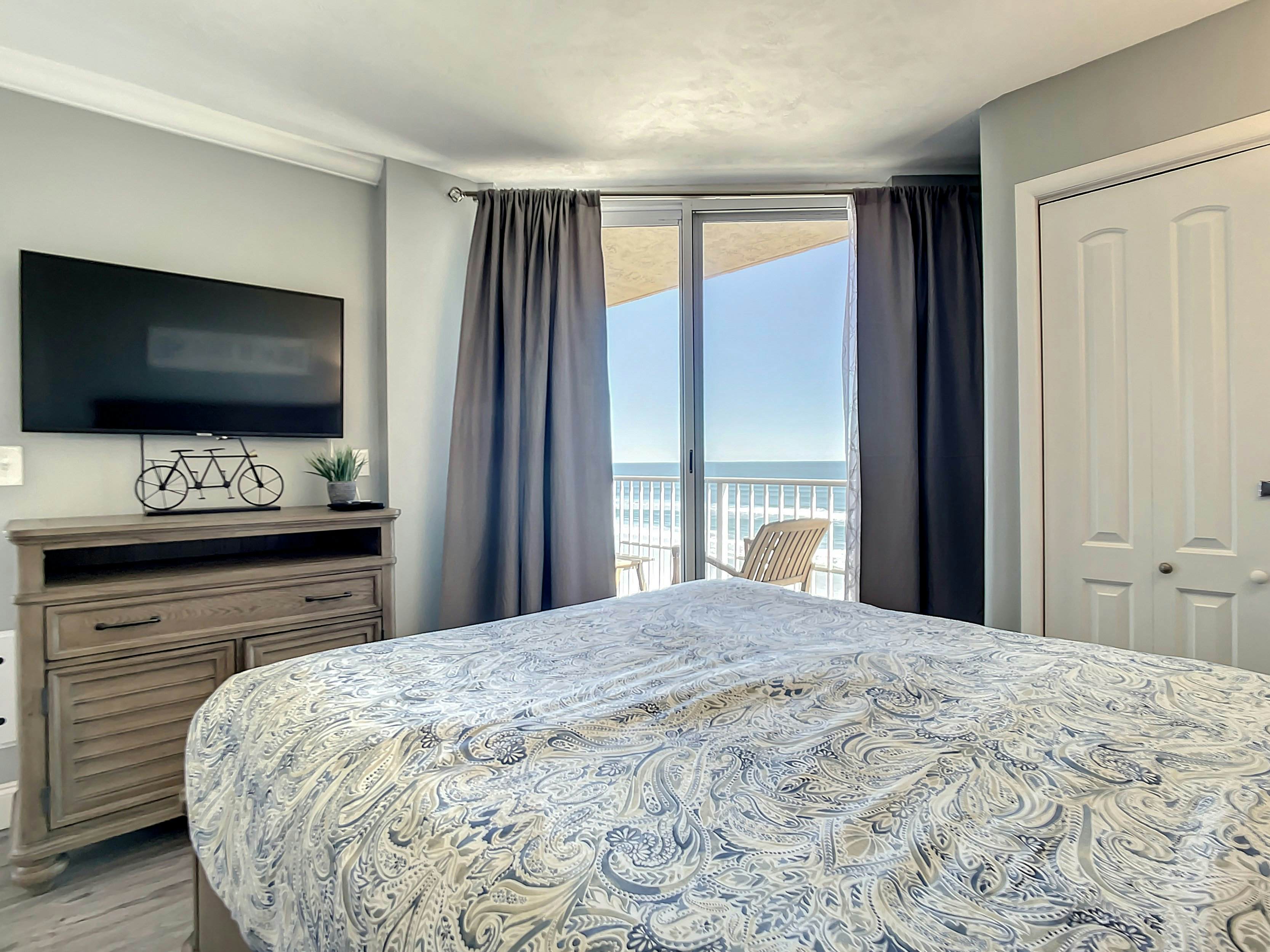 Oceania Beach Club 706