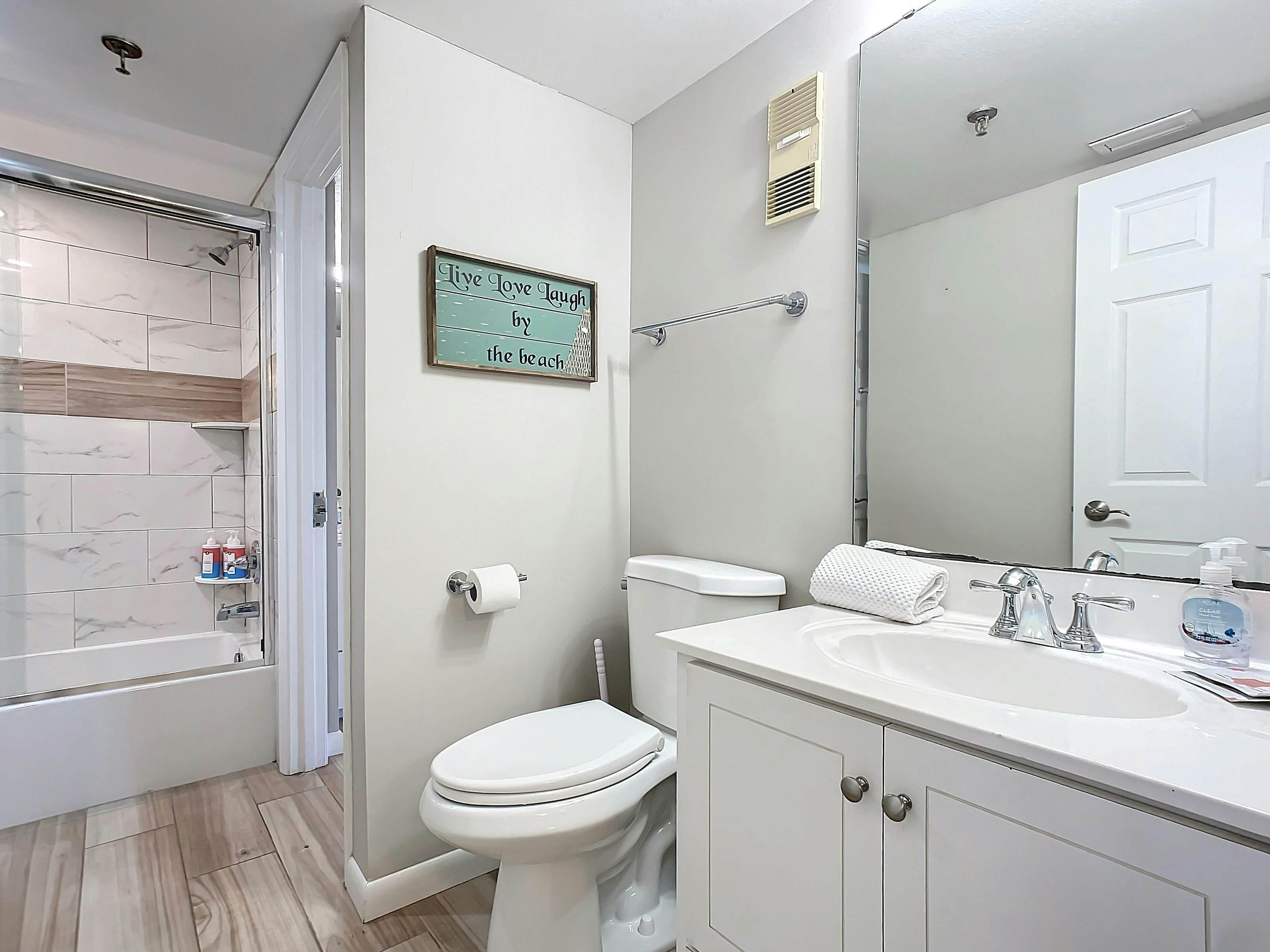 Oceania Beach Club 702