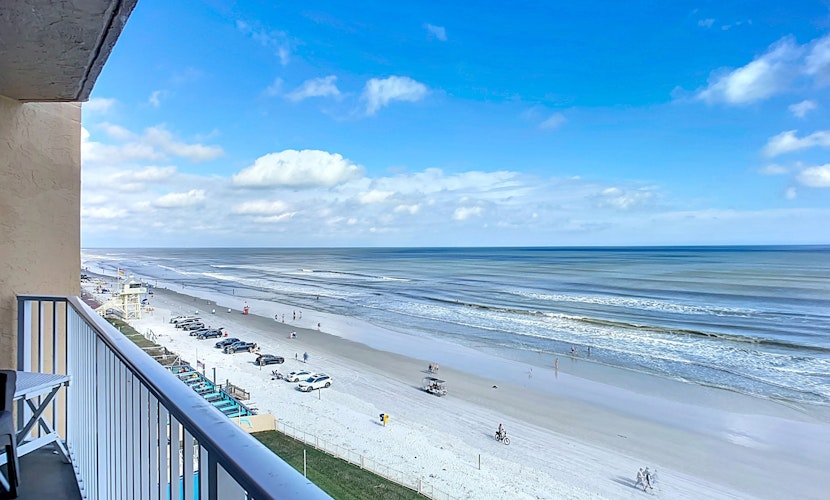 Oceanfront Condo - Beach, Pool & BBQ, Steps from Flagler Ave