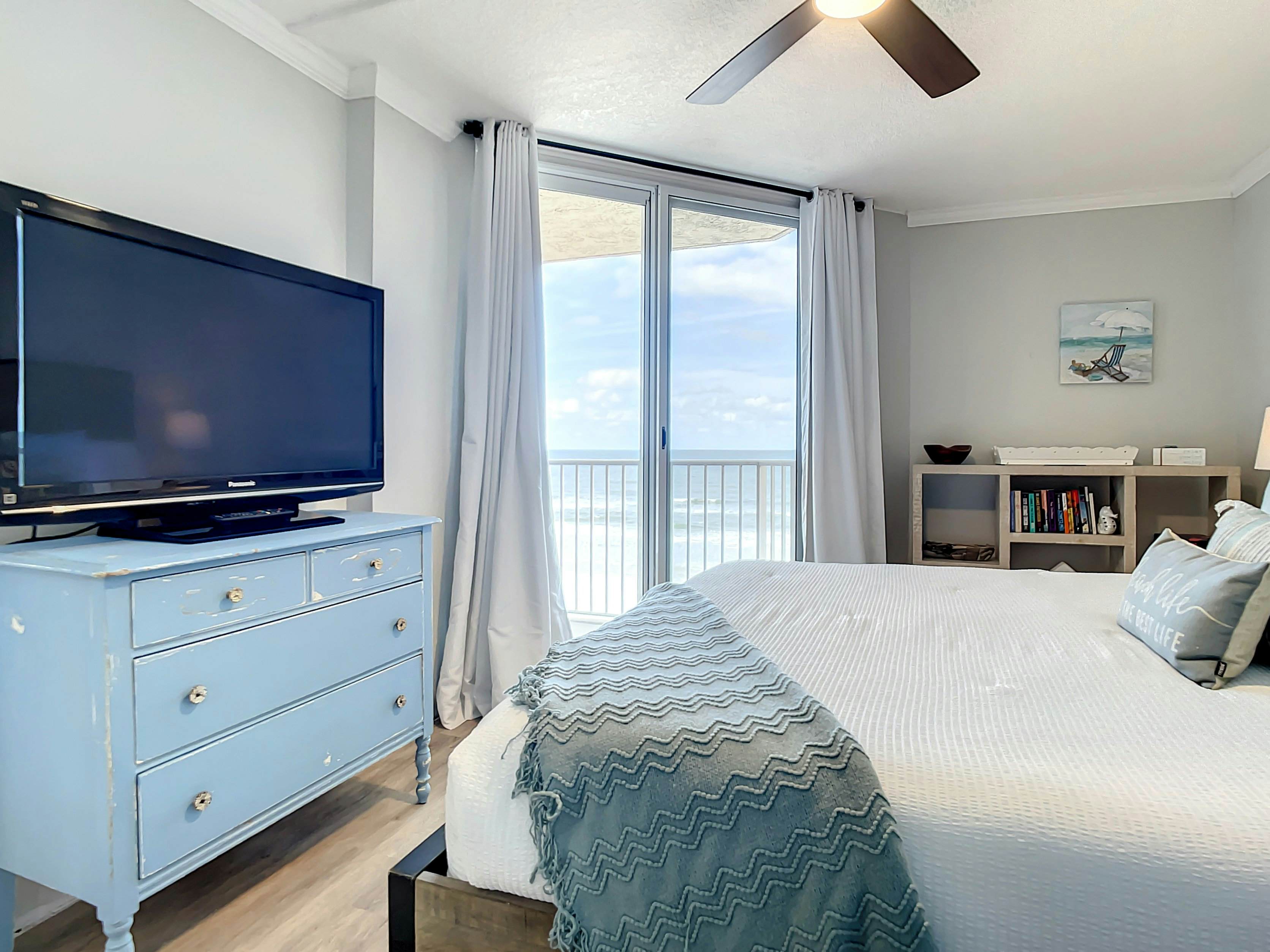 Oceania Beach Club 605