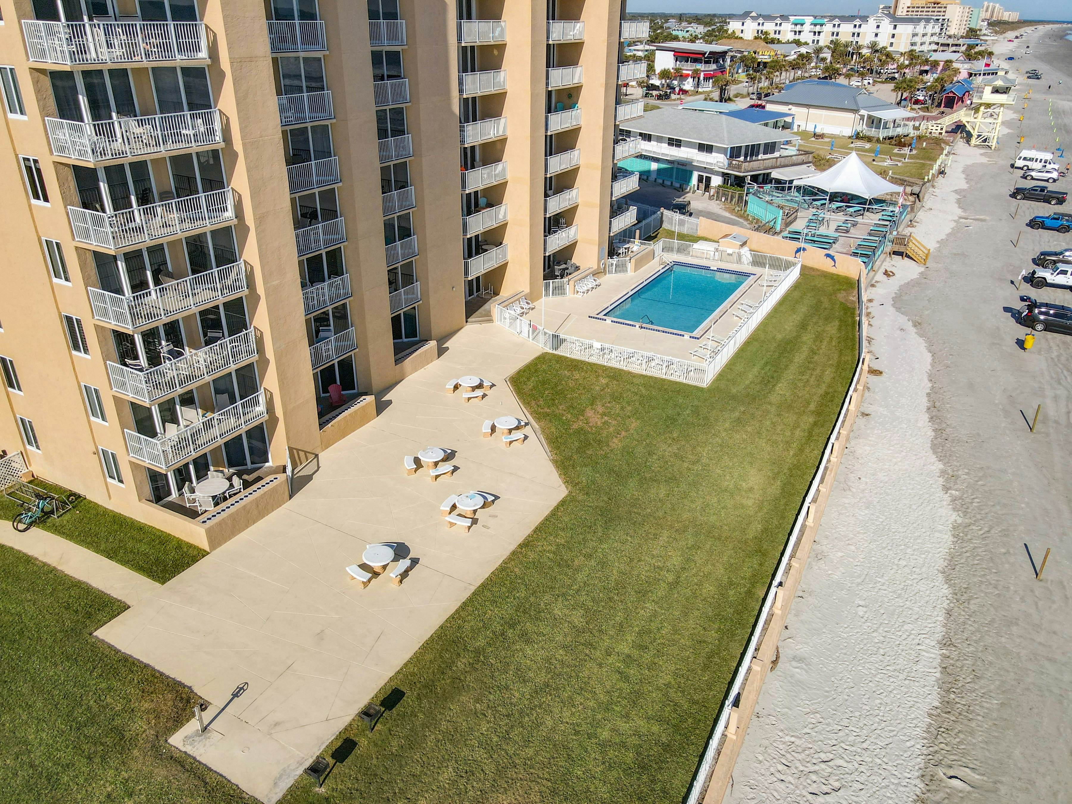 Oceania Beach Club 605