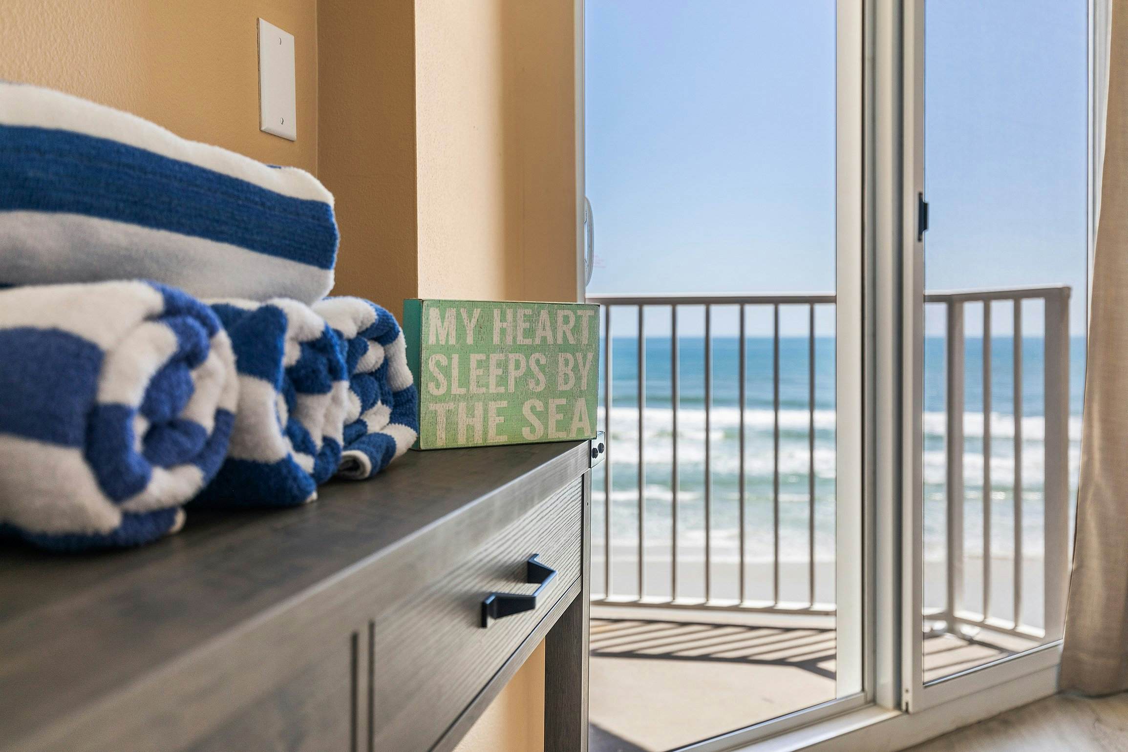 Oceania Beach Club 604