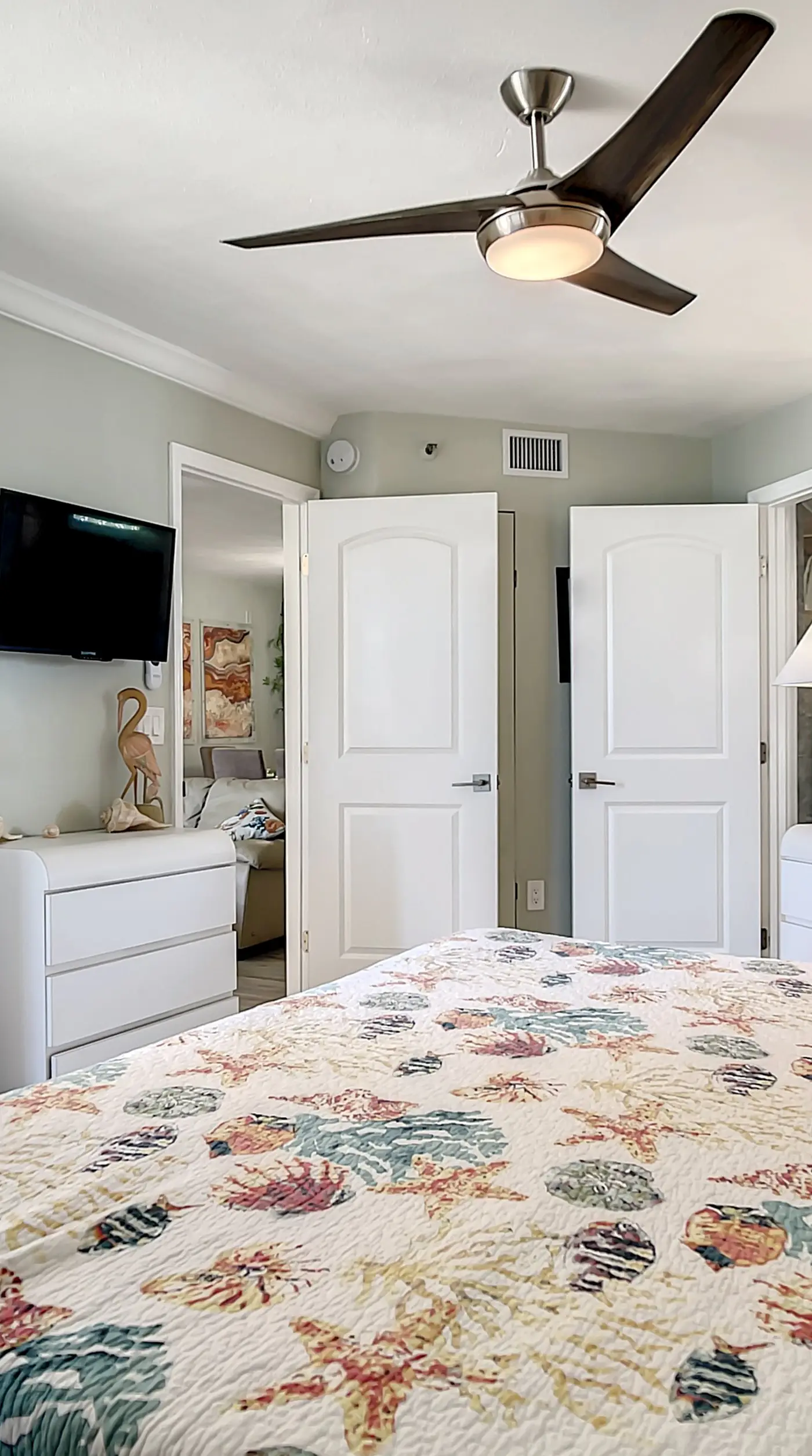 Oceania Beach Club 602