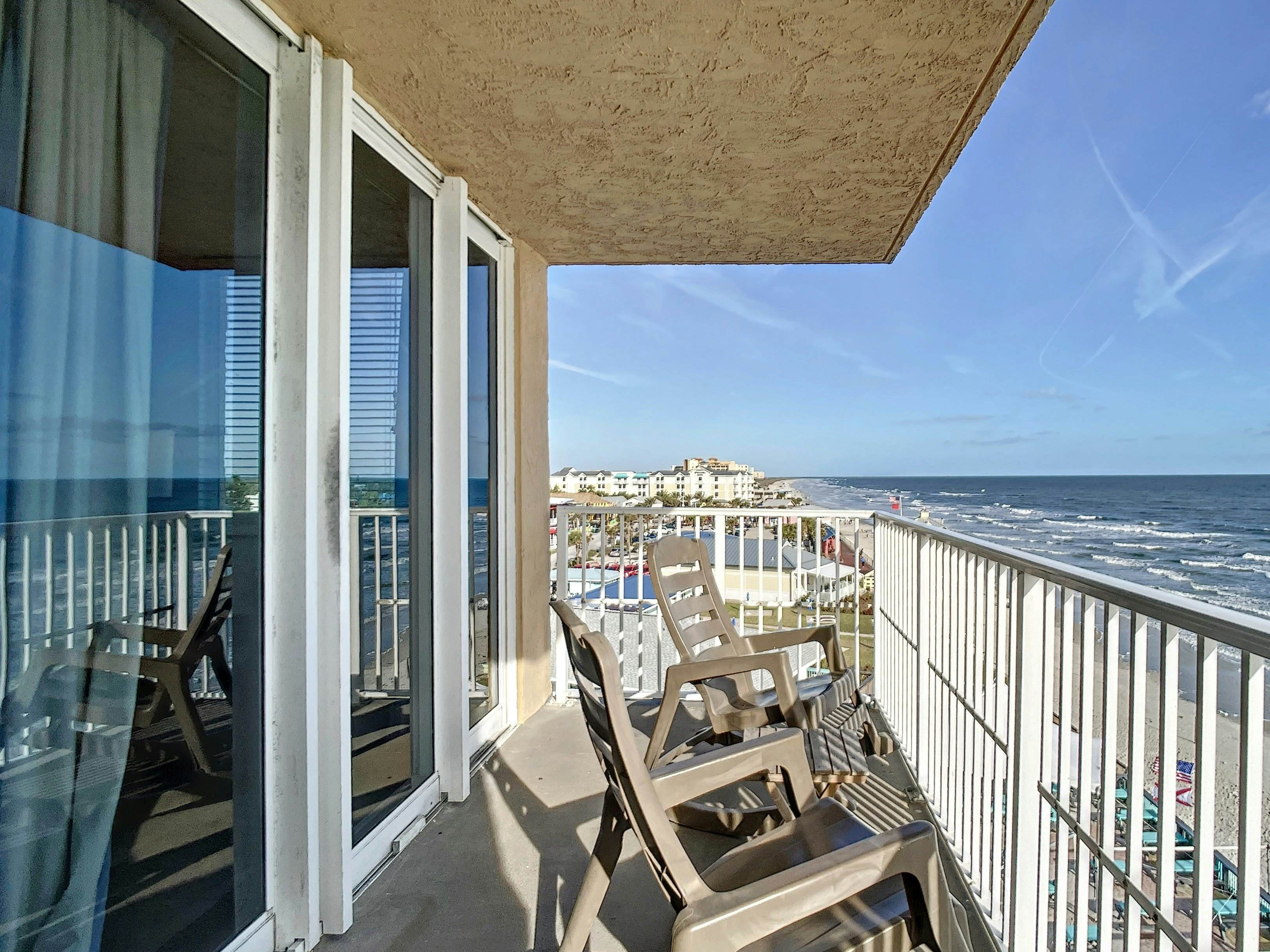 Oceania Beach Club 606