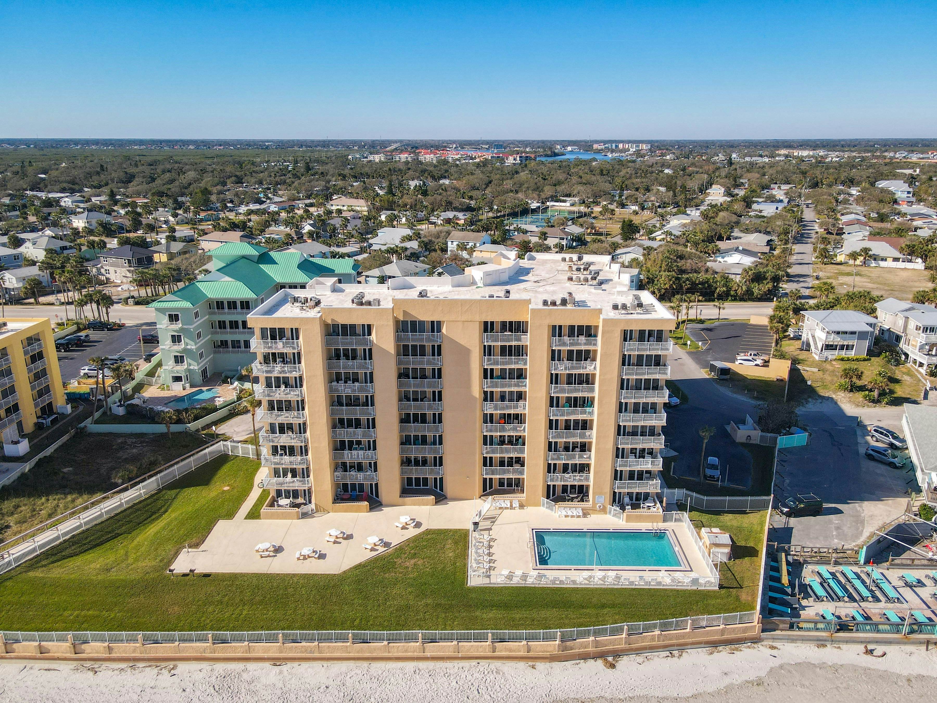 Oceania Beach Club 606