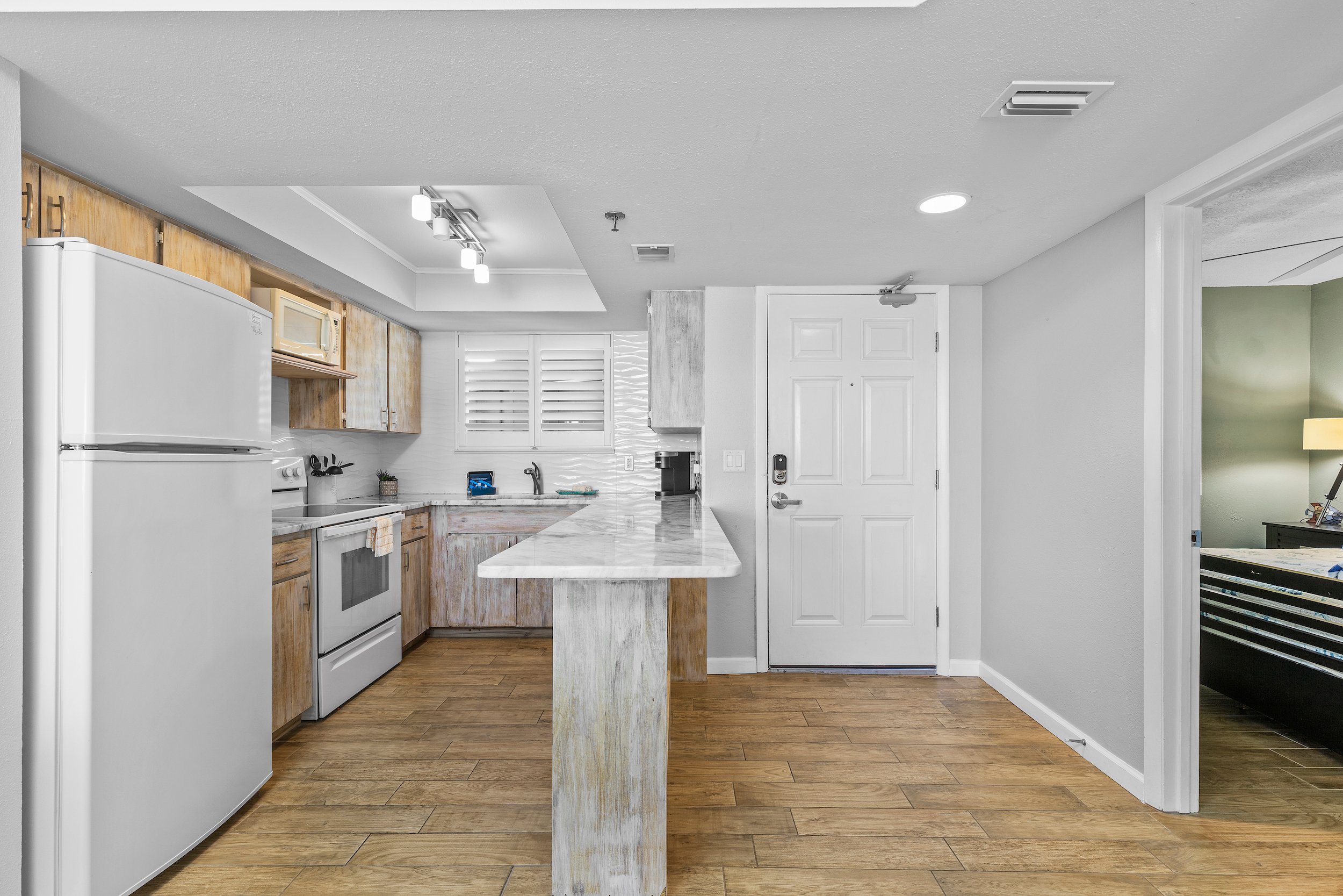 Beachfront Oceanview Condo - Walk to Flagler Ave