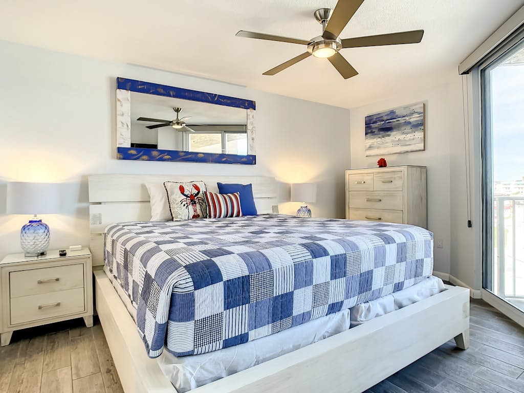 Beachfront Condo - OceanView, Pool & Steps to Flagler Ave