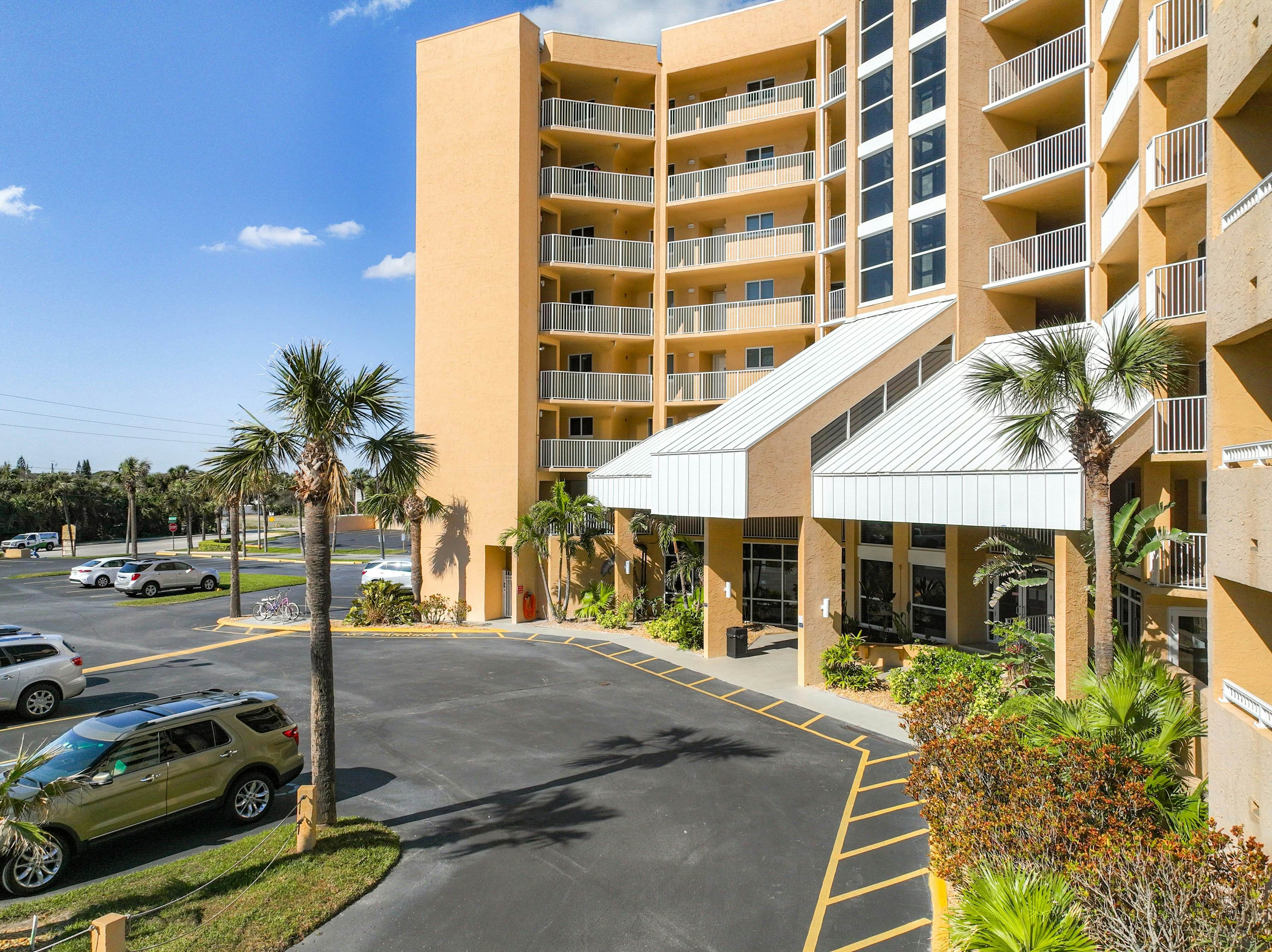 Oceania Beach Club 504