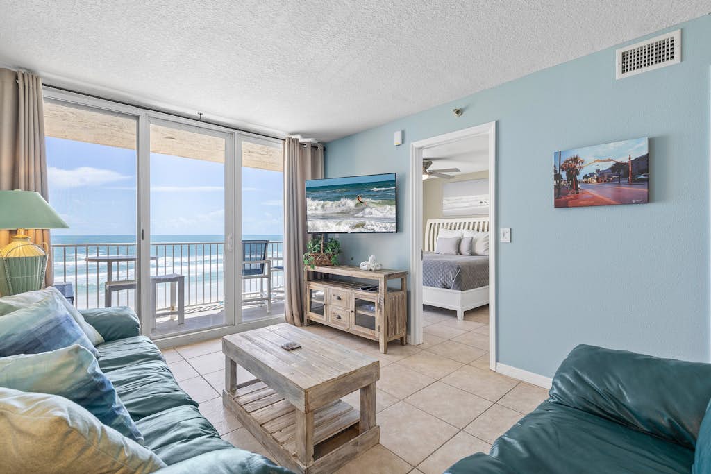 Beachfront Condo - Pool, BBQ & Steps from Flagler Ave