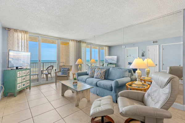 Oceanfront Family Beach Escape - Beachside, Pool & BBQ