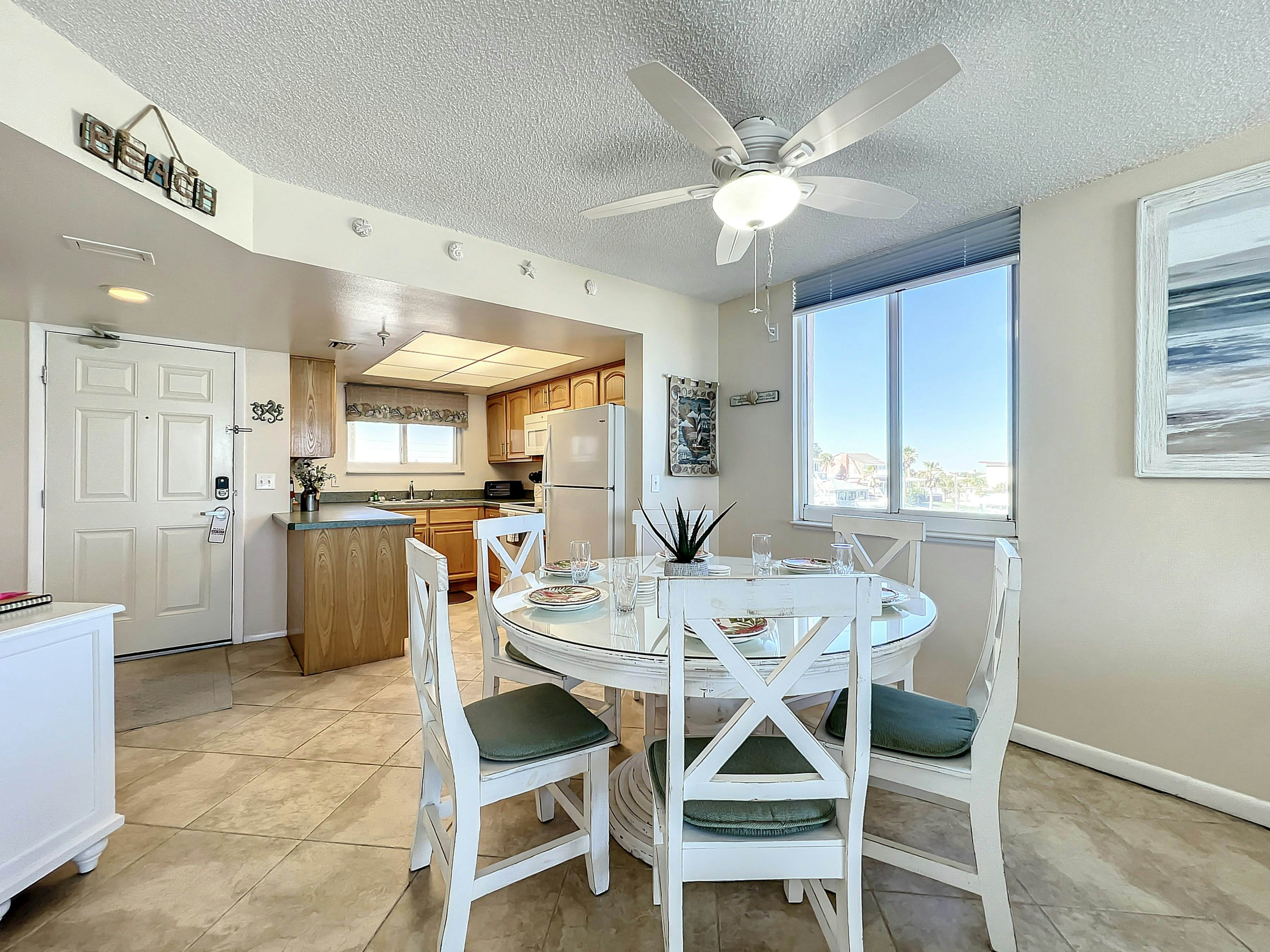 Oceania Beach Club 306