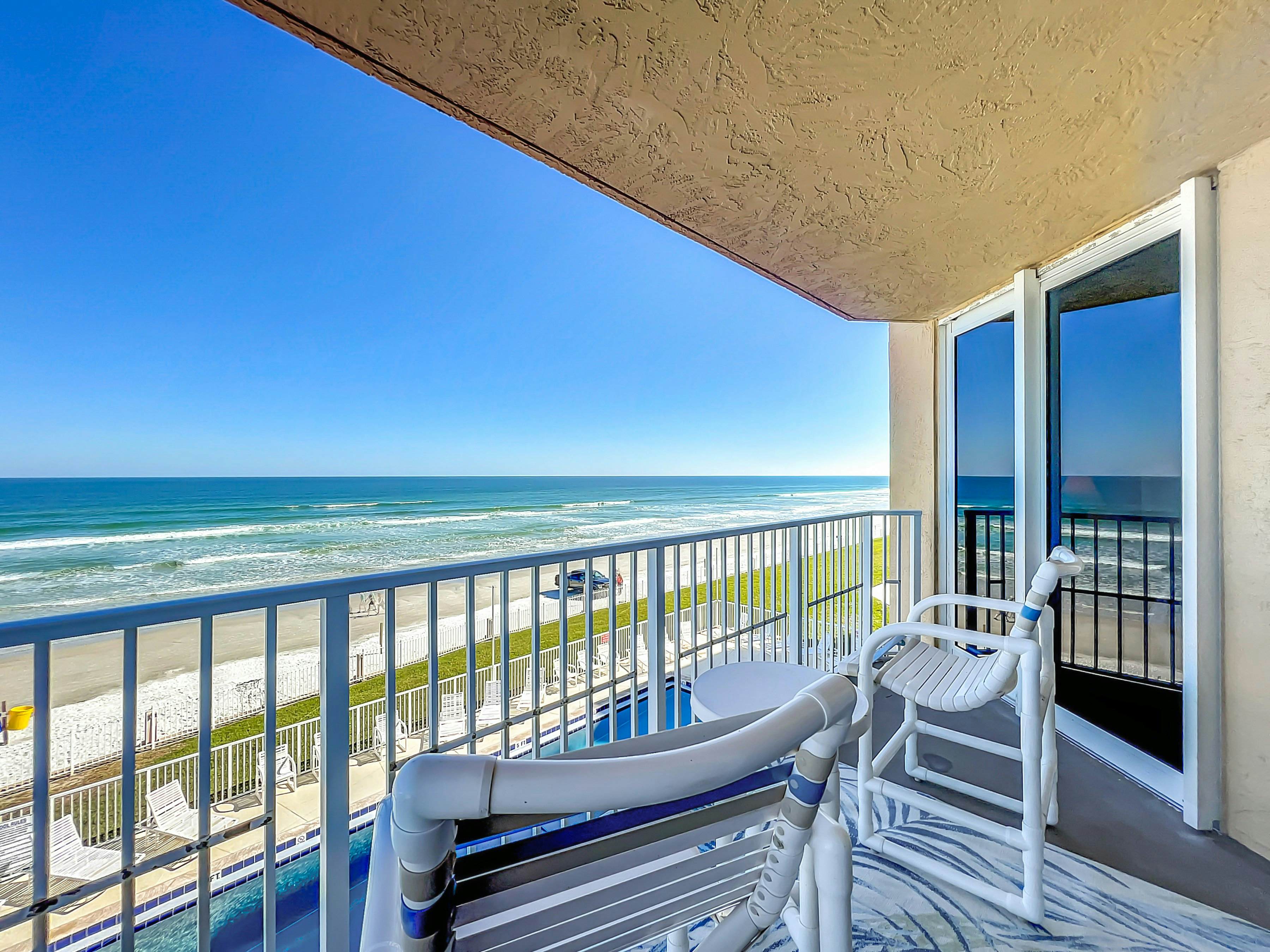 Oceania Beach Club 306