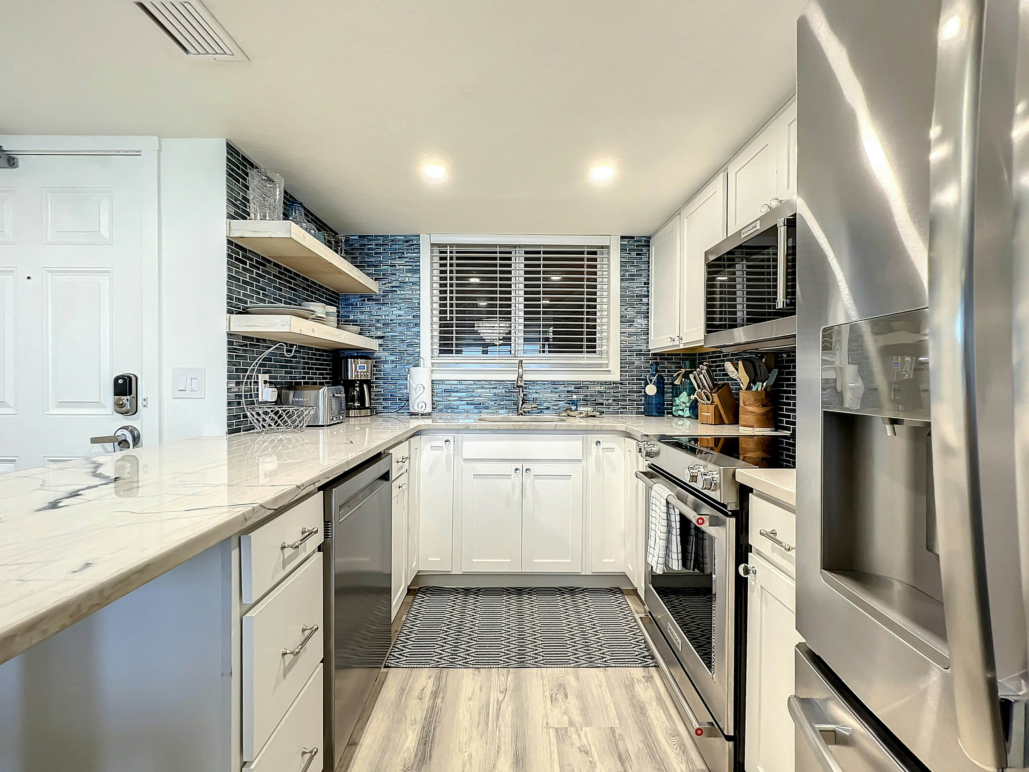 Oceania Beach Club 305