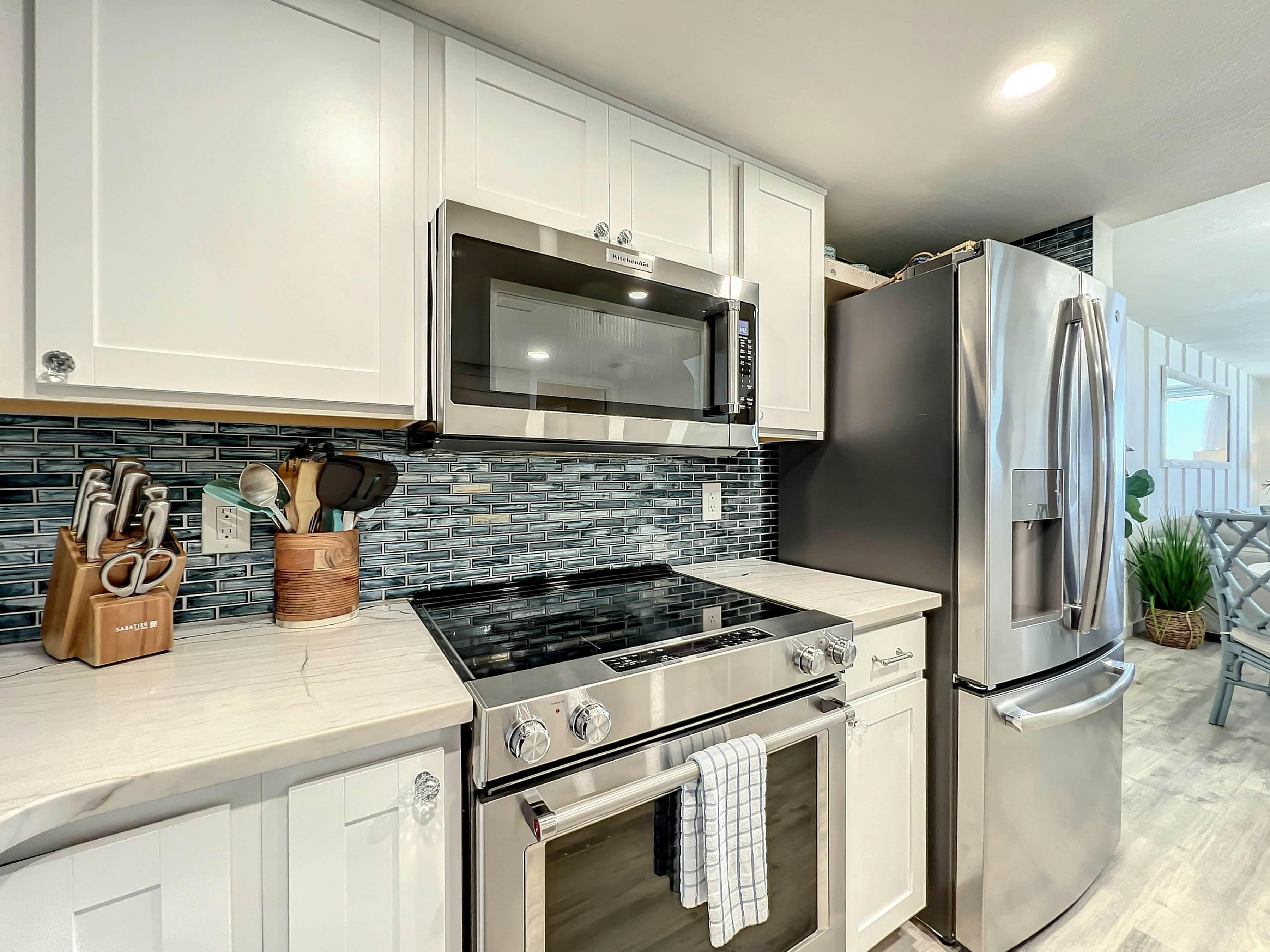 Oceania Beach Club 305