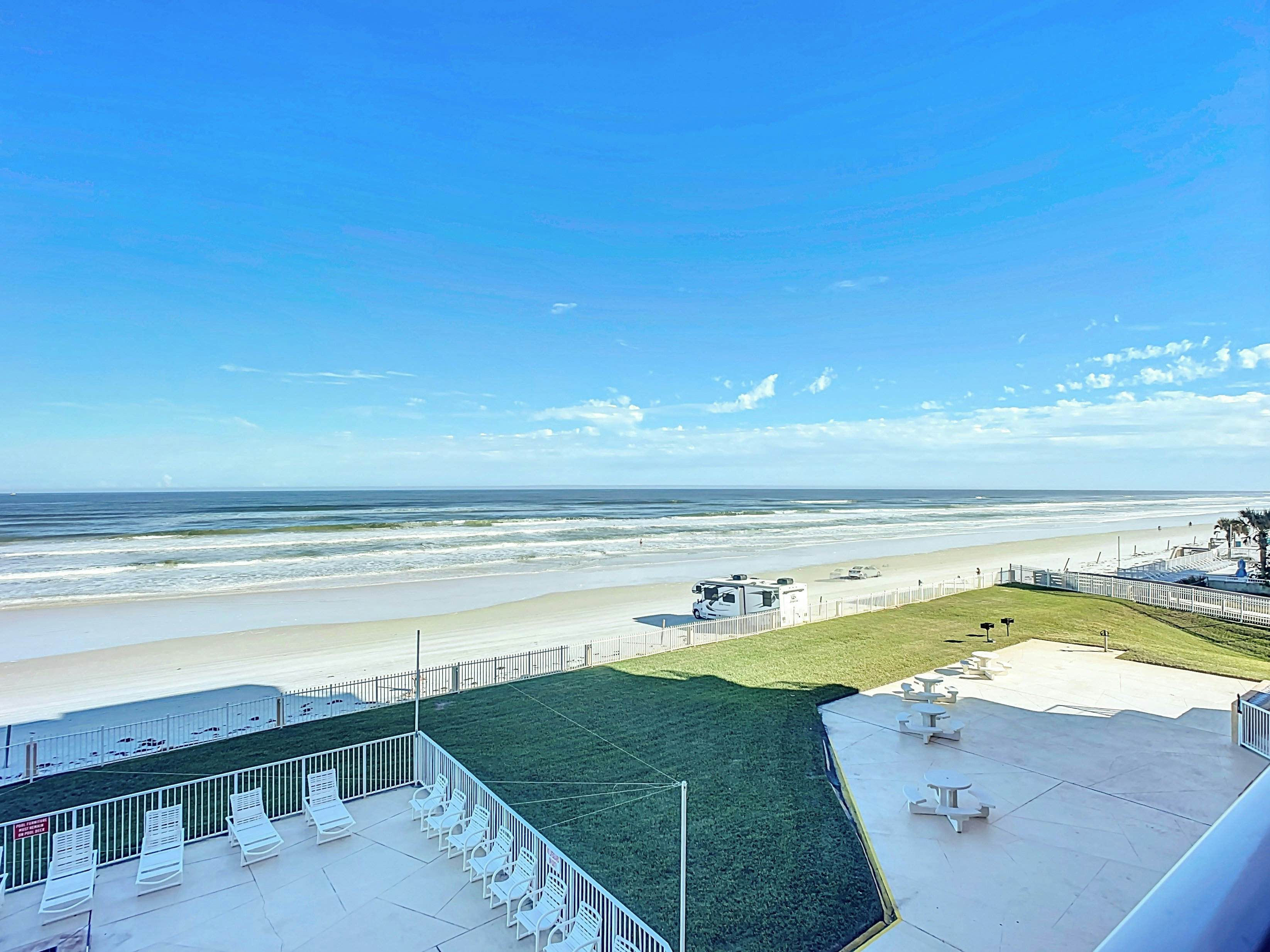 Oceania Beach Club 304