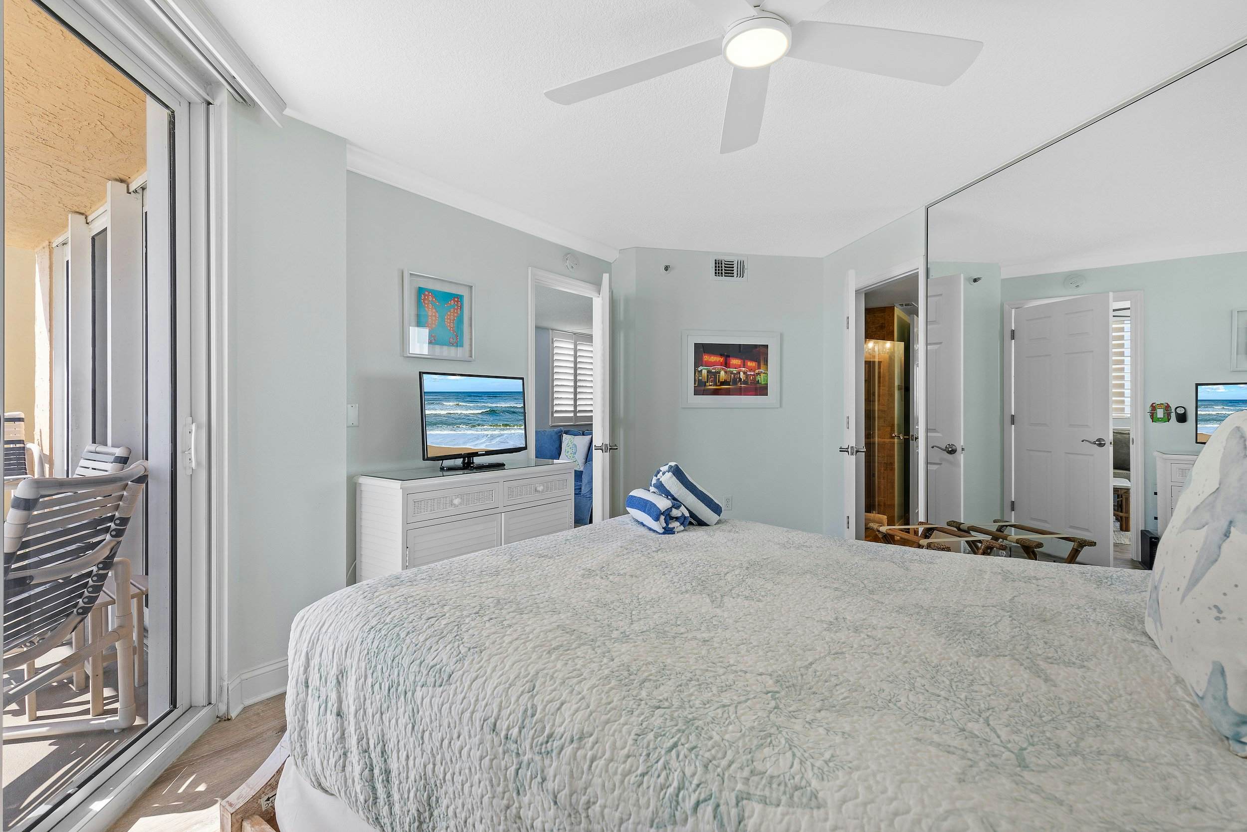 Oceania Beach Club 301