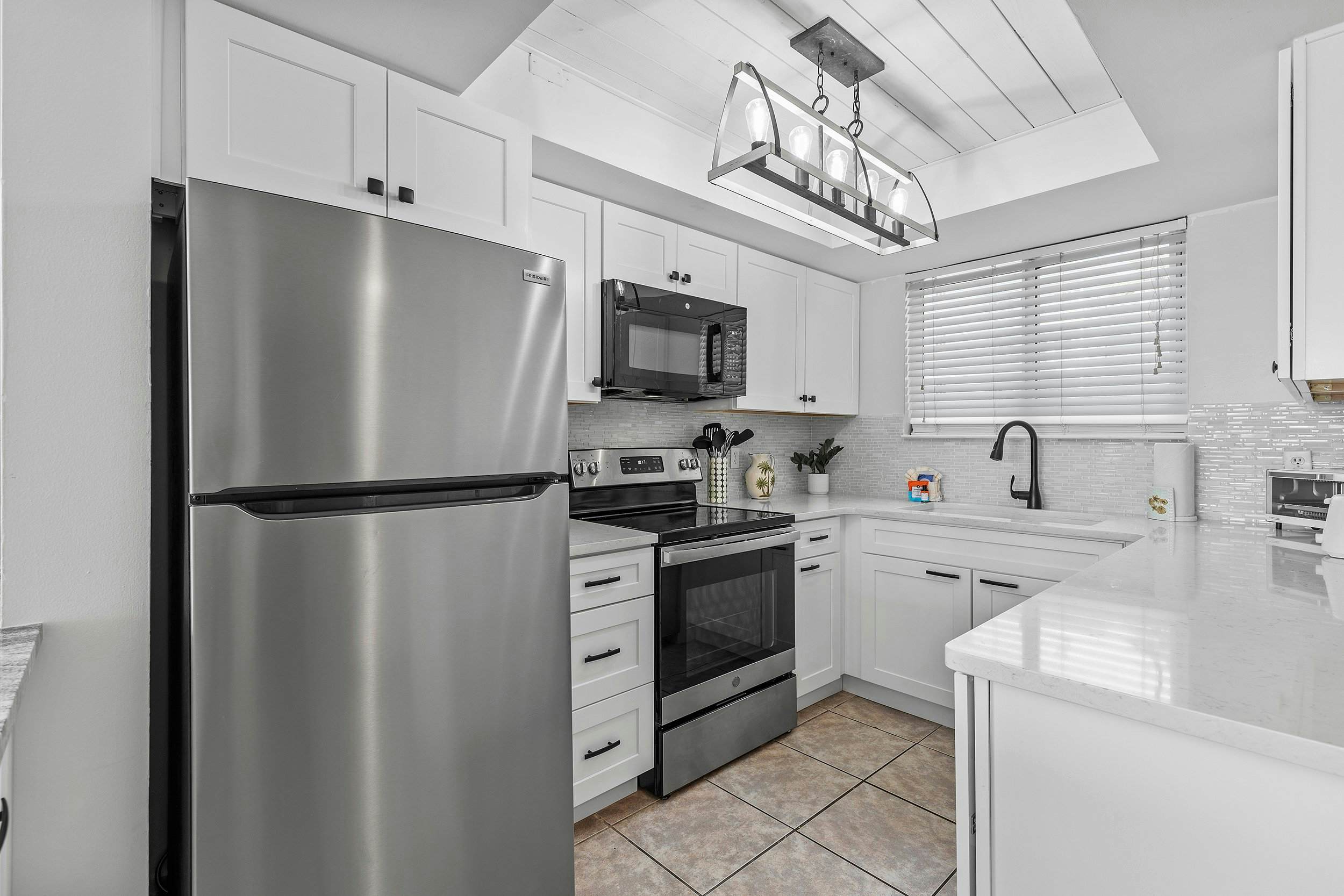 Oceania Beach Club 101