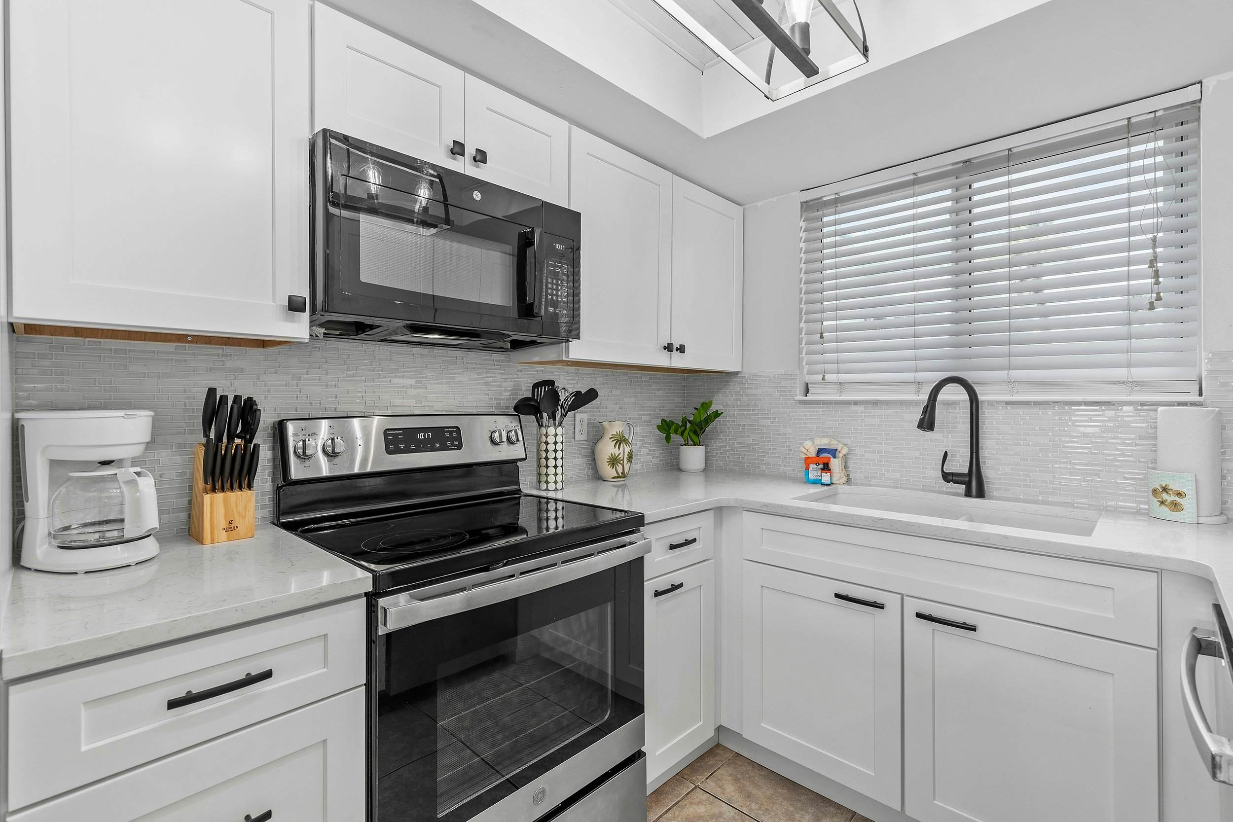 Oceania Beach Club 101