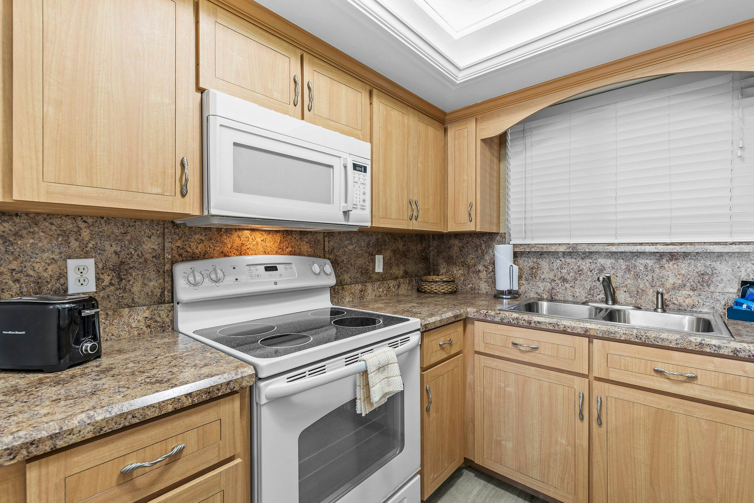 Oceania Beach Club 207