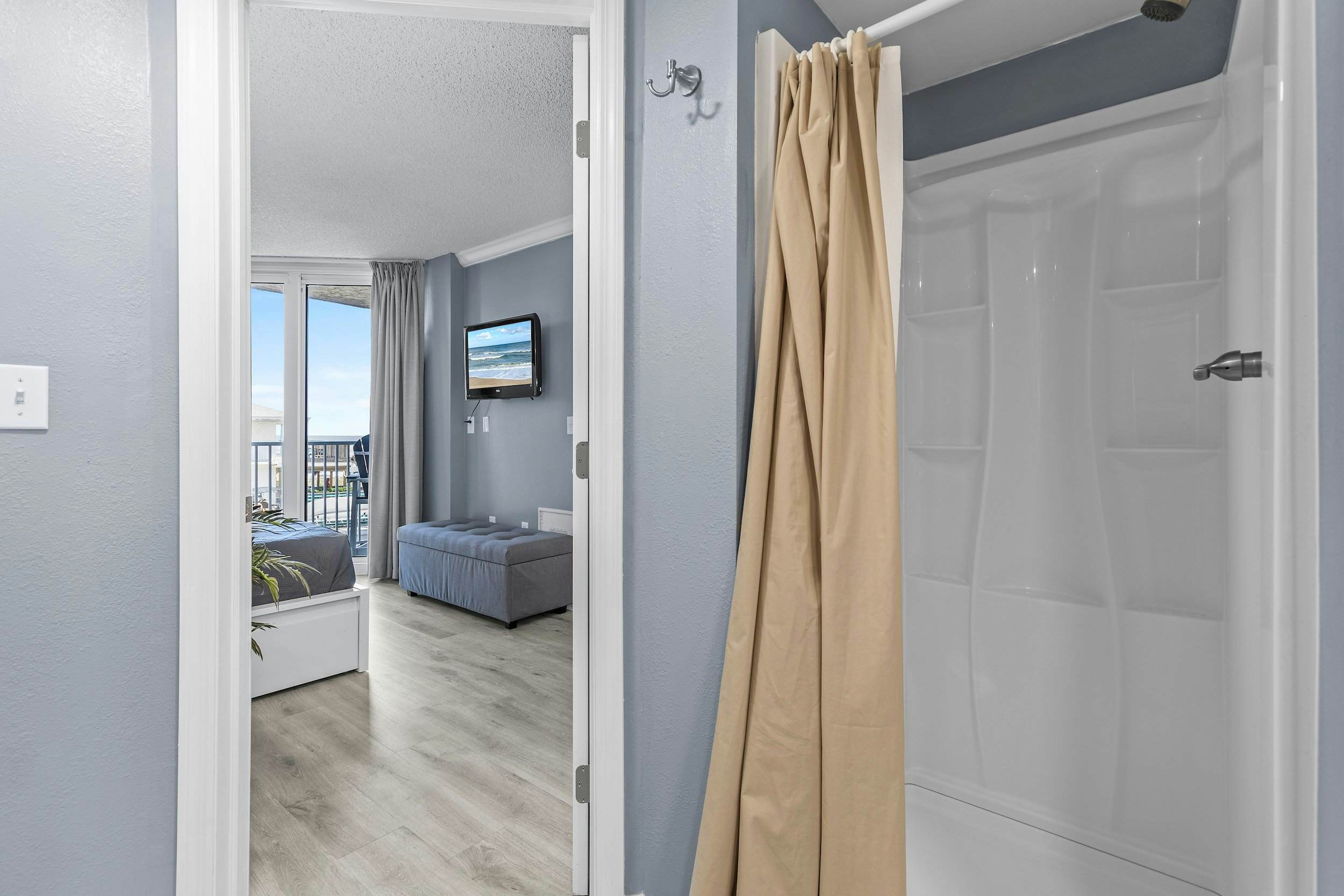 Oceania Beach Club 207