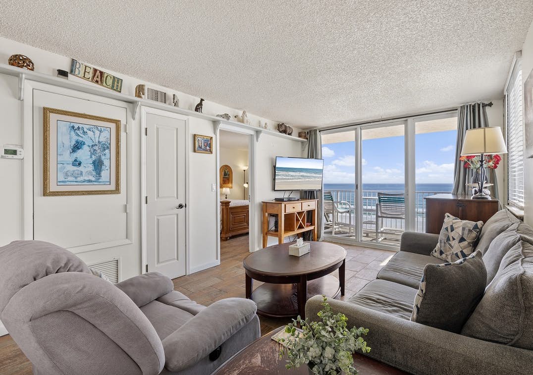 Oceania Beach Club 601