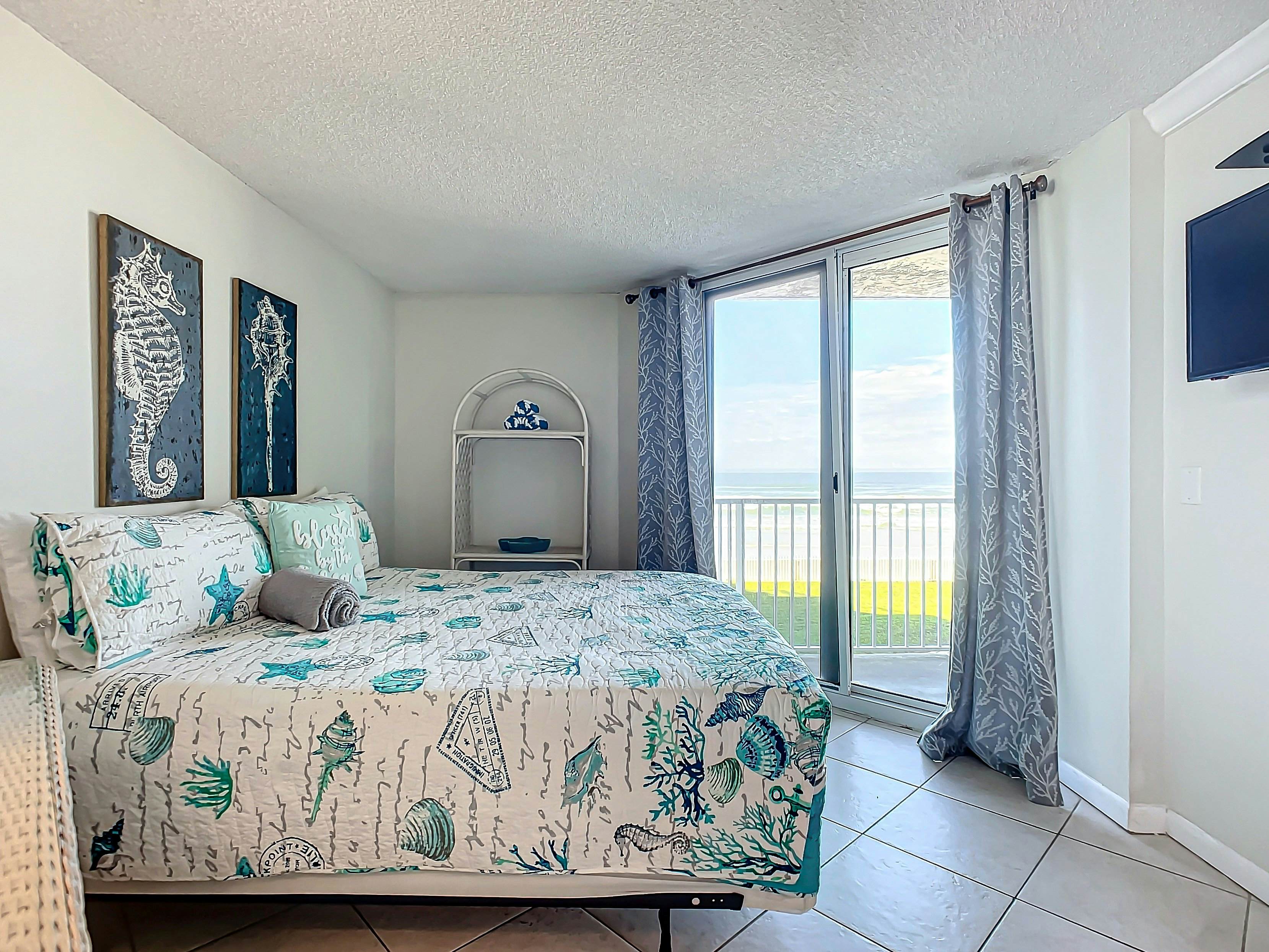 Oceania Beach Club 203