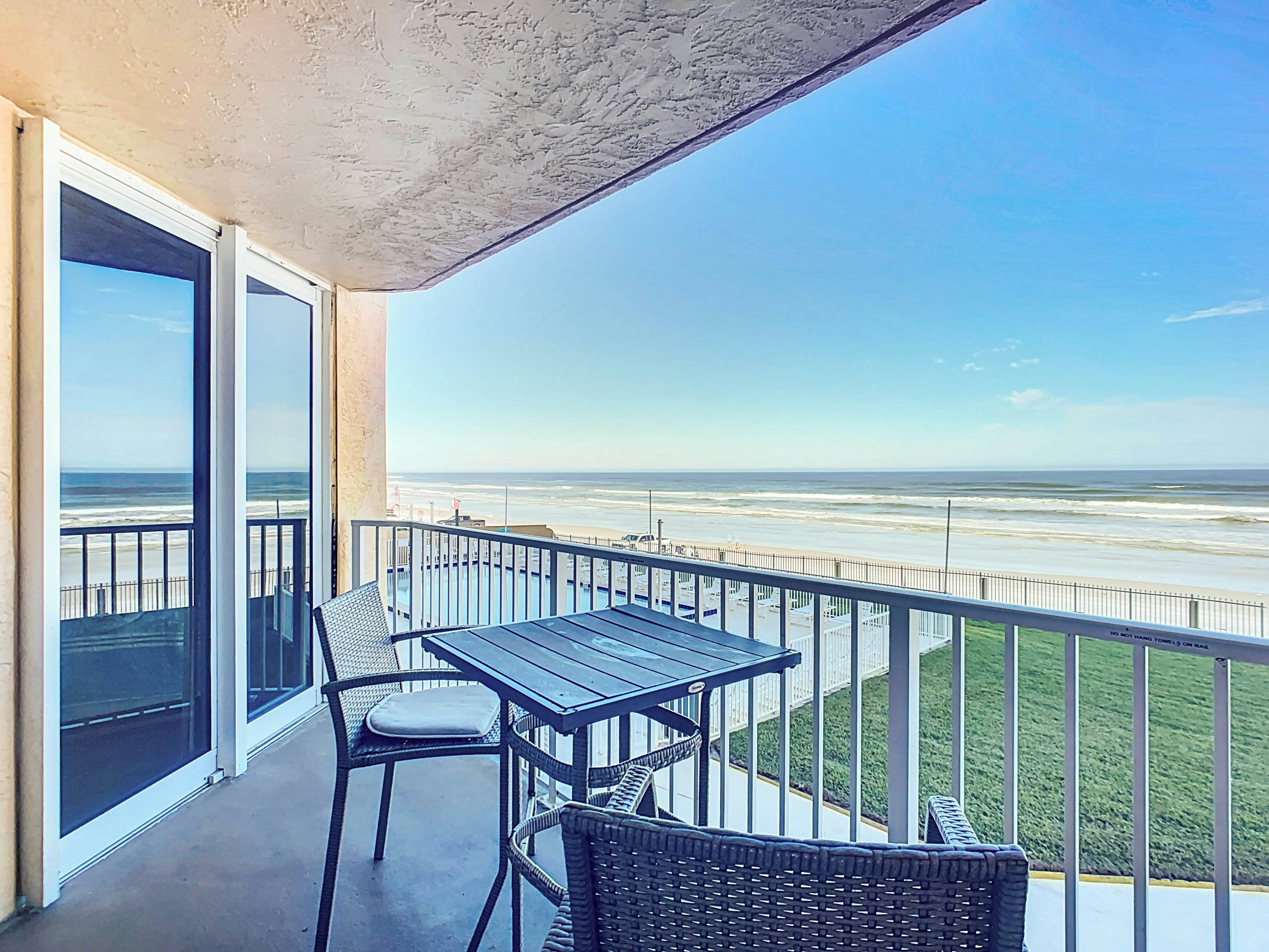 Oceania Beach Club 203