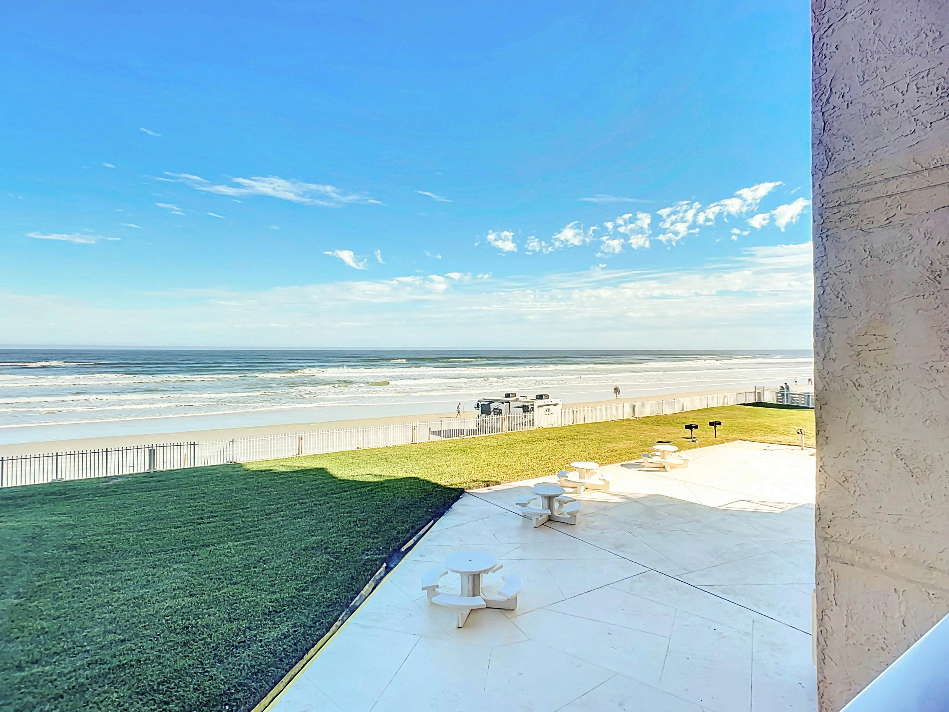 Oceania Beach Club 203