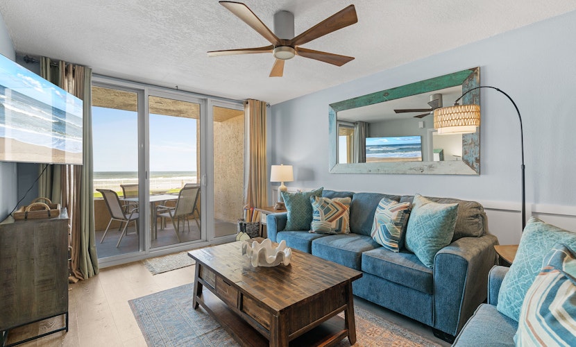 Oceanfront Condo at Oceania Beach Club - Pool, Balcony, Sleeps 6, Walk to Flagler Ave!