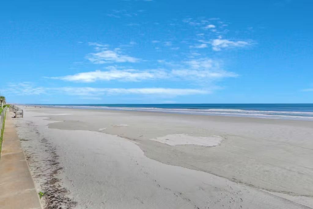 Colony Beach Club 146 - Cottage By The Sea