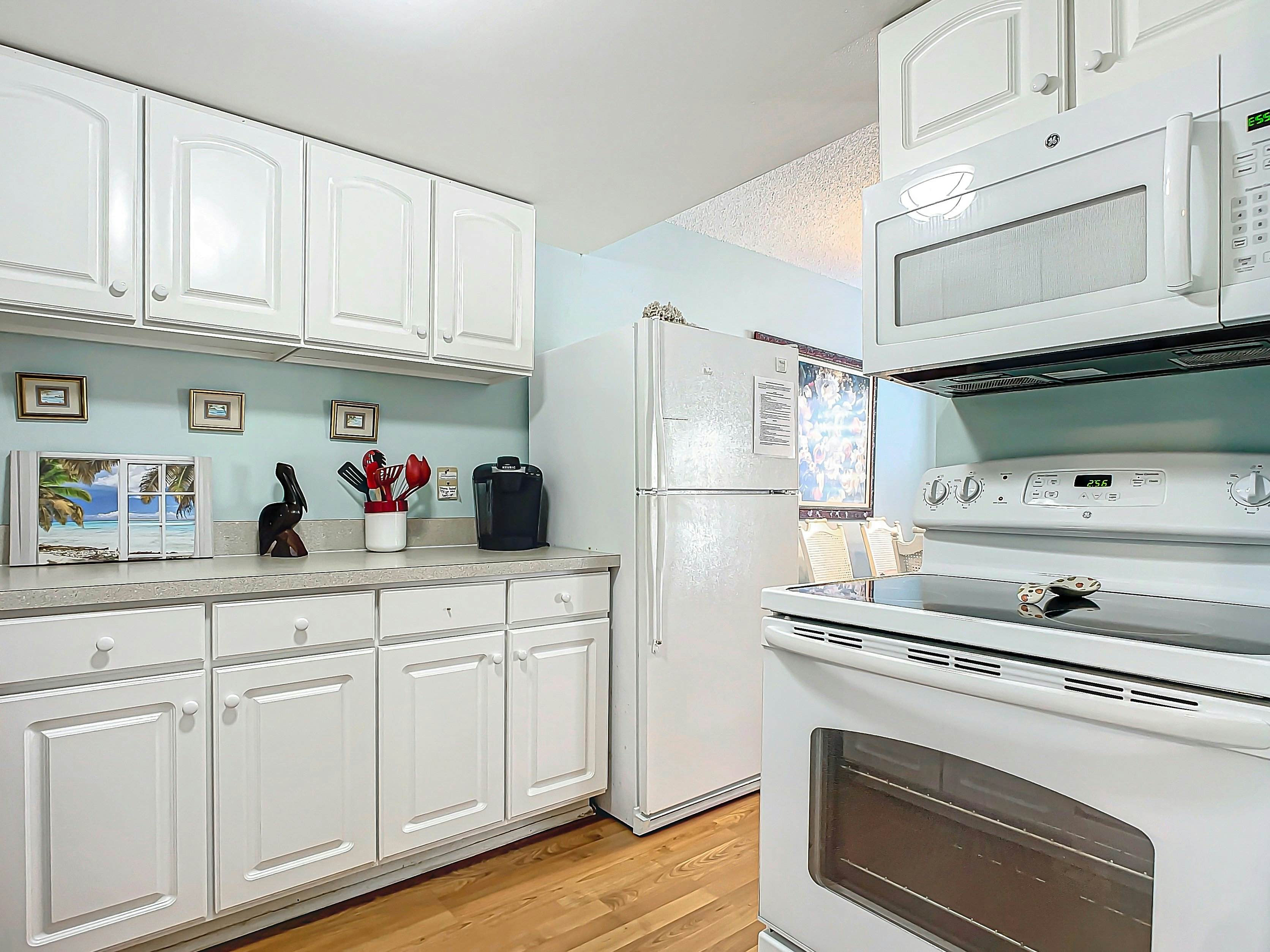 Colony Beach Club 146 - Cottage By The Sea