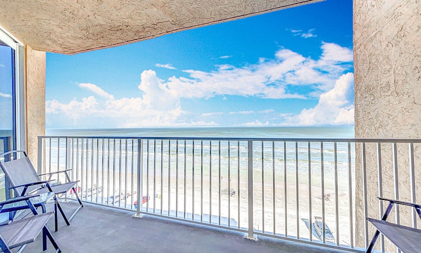 Ideal Family Friendly Beach Vacay. Beachfront & Steps to Flagler Ave