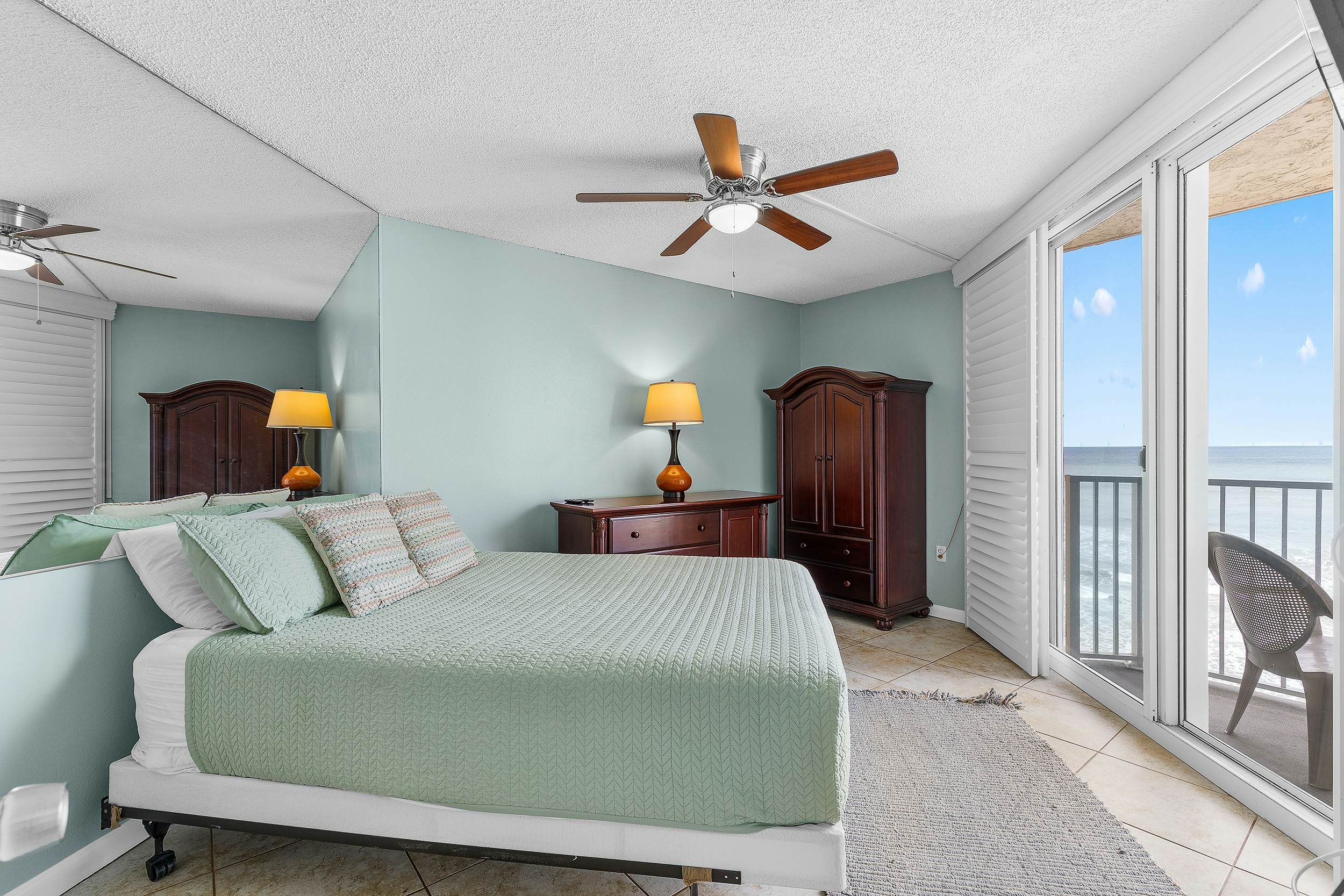 Oceania Beach Club 803