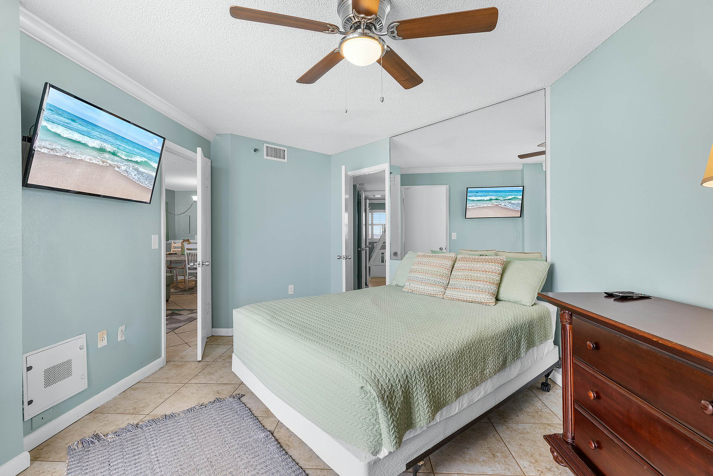 Oceania Beach Club 803