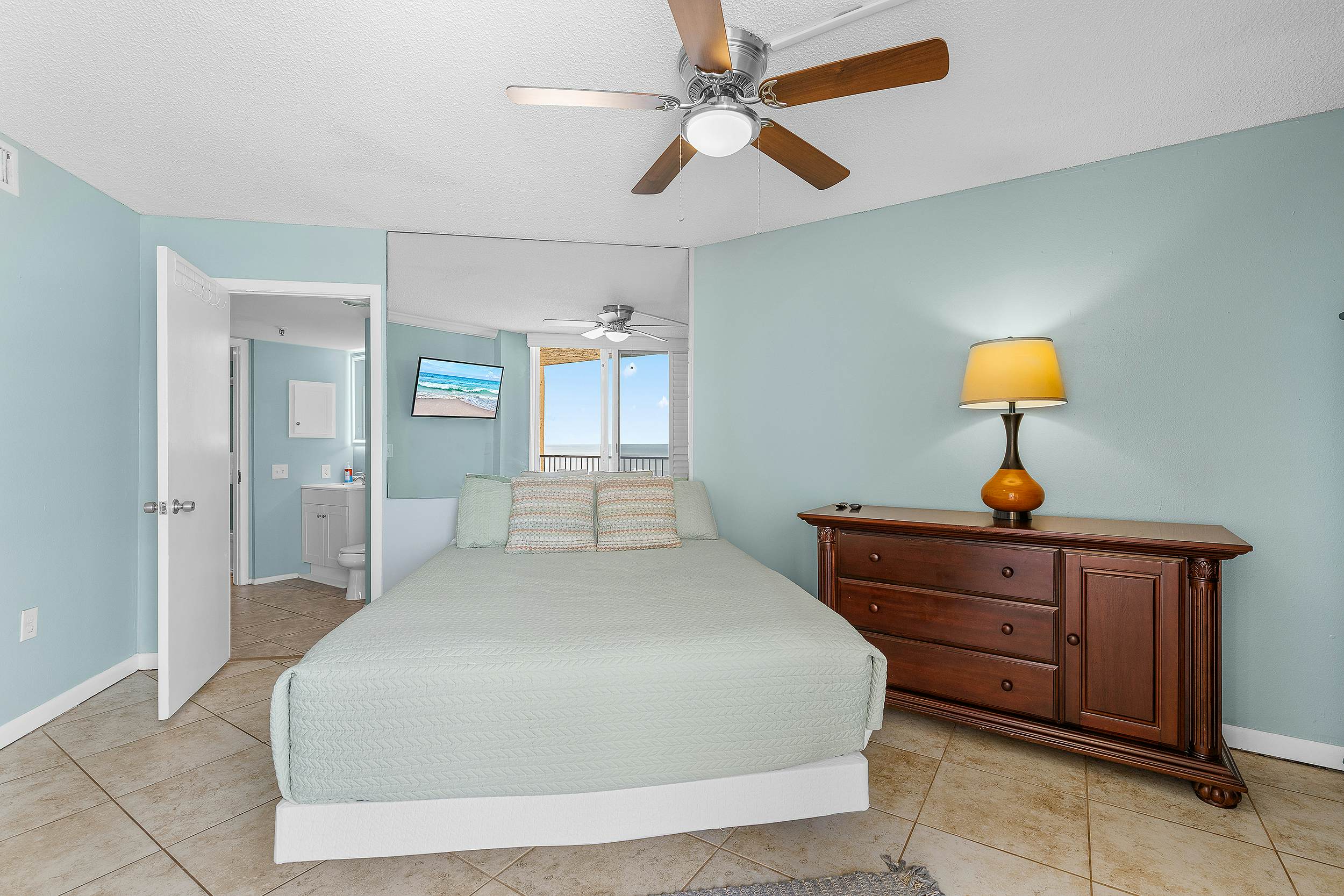 Oceania Beach Club 803