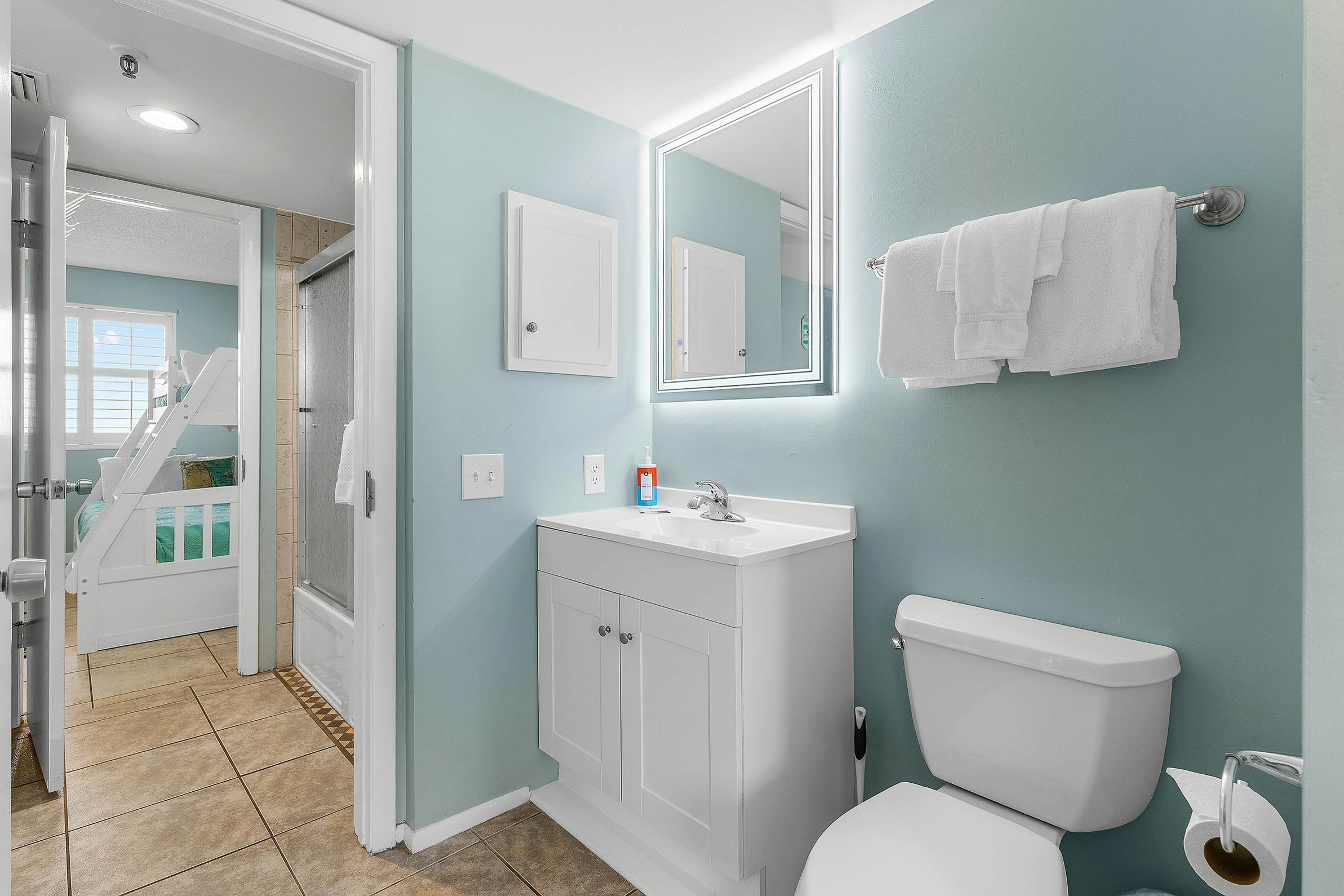 Oceania Beach Club 803